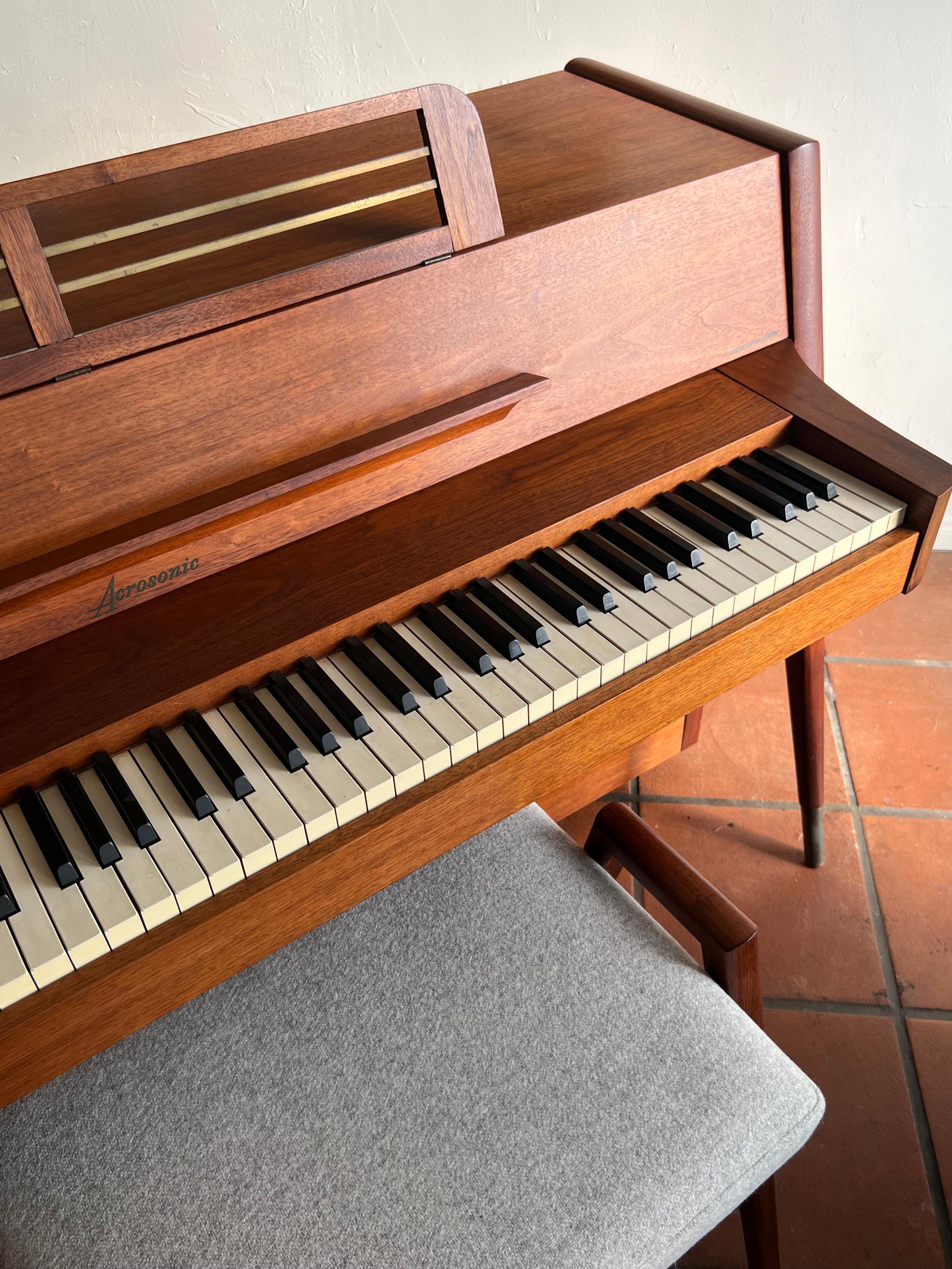 Mid-Century Modern Baldwin Acrosonic Piano in Walnut + Caning with Bench, 1960s 4