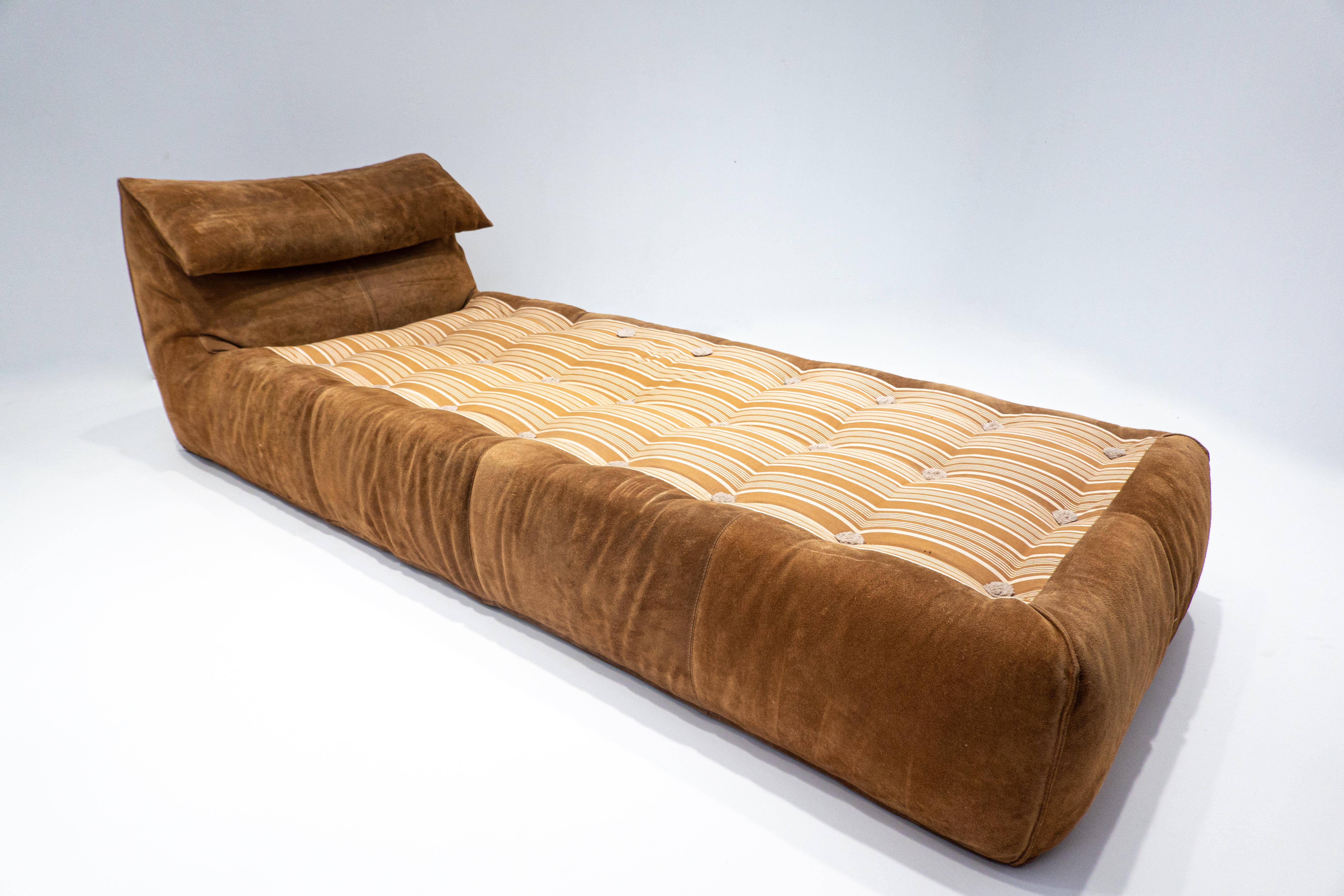 Mid-Century Modern Bambole Daybed by Mario Bellini, Suede, C&B Italia, 1970s For Sale 2