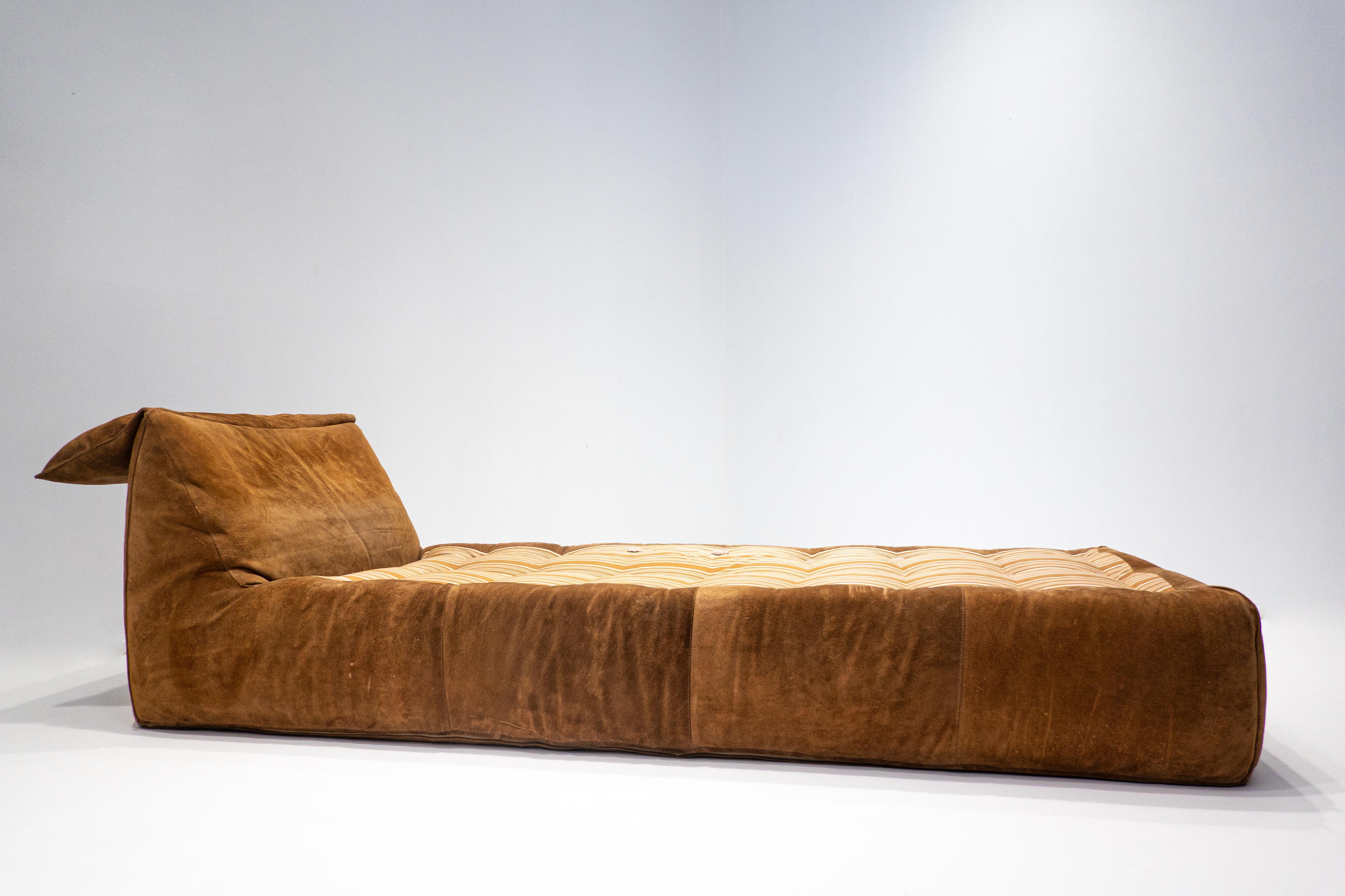 Mid-Century Modern Bambole Daybed by Mario Bellini, Suede, C&B Italia, 1970s For Sale 4