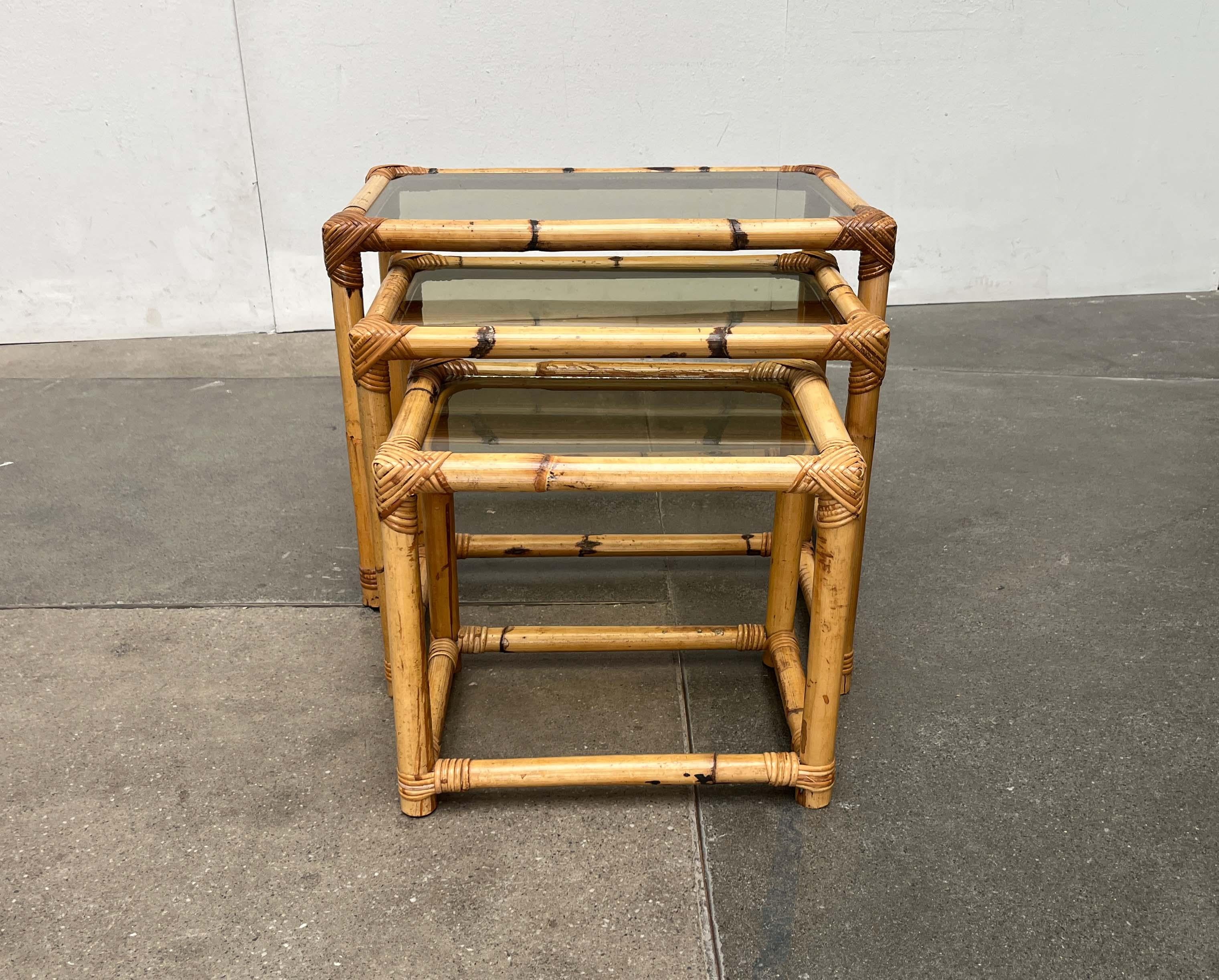 Mid-Century Modern Bamboo and Glass Nesting Tables, 1960s, Set of 3 For Sale 2