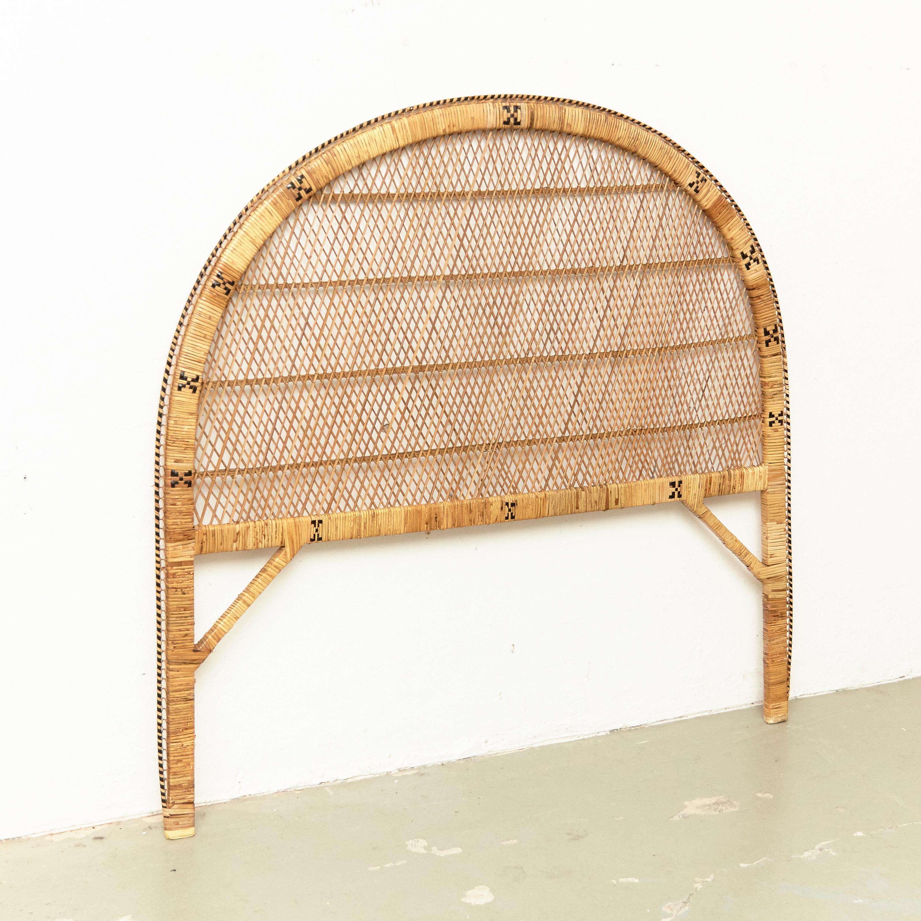 Mid-Century Modern bamboo and rattan headboard, circa 1960
Traditionally manufactured in France.
By unknown designer.

In original condition with minor wear consistent of age and use, preserving a beautiful patina.
 
  
