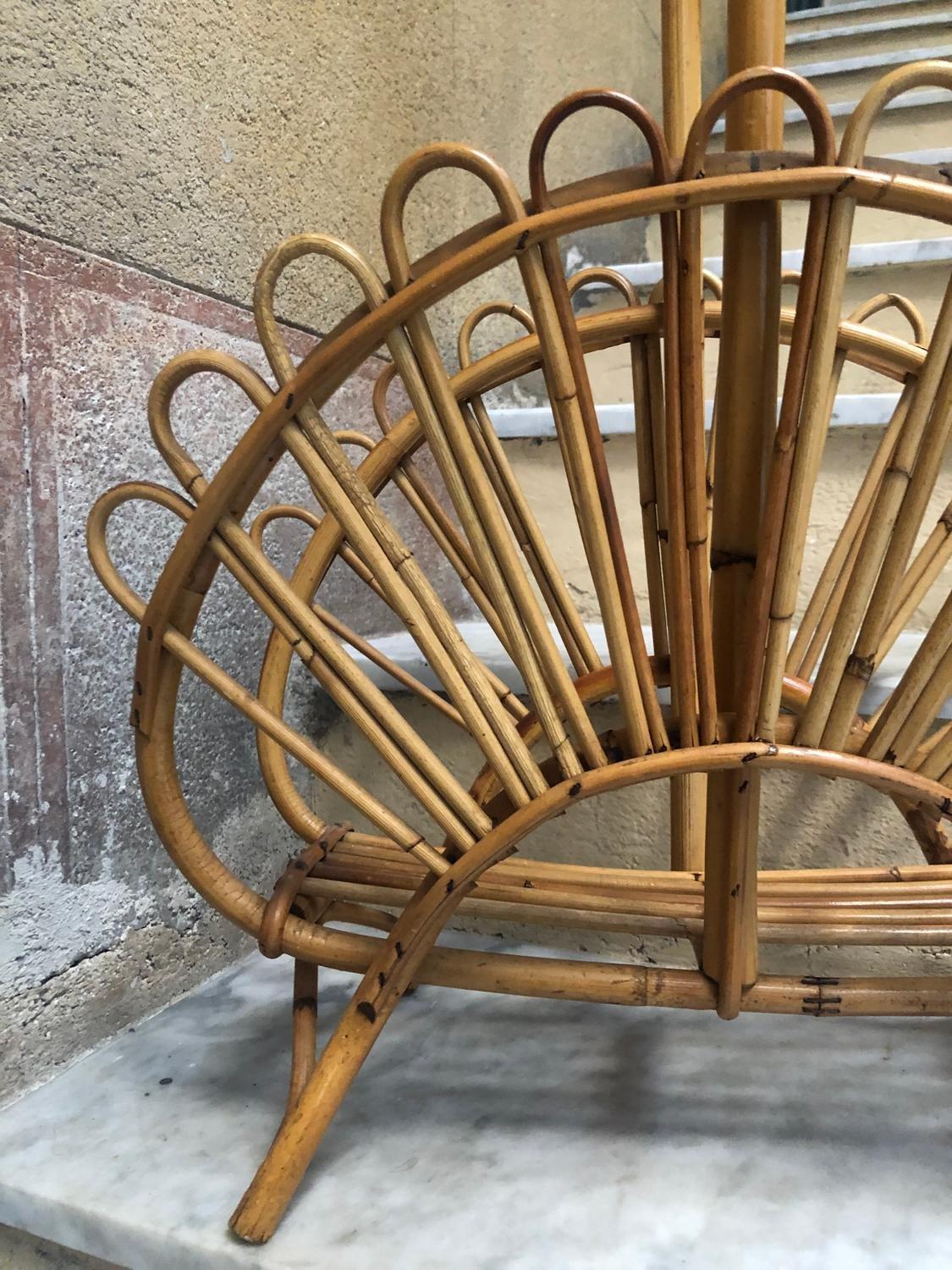 Mid-Century Modern Bamboo and Rattan Magazine Rack Attributed to Franco Albini In Good Condition For Sale In Palermo, PA