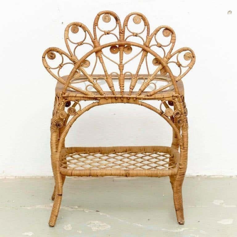 Espagnol Table d'appoint en bambou et rotin The Modernity, vers 1960 en vente