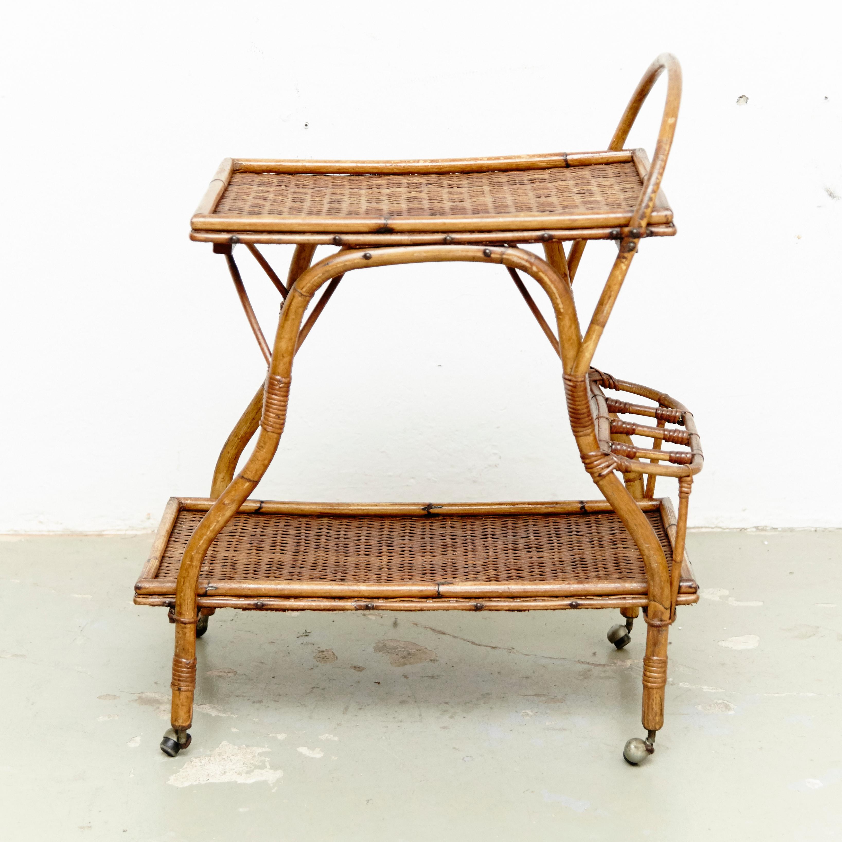 Mid-Century Modern Bamboo and Rattan Trolley Table, circa 1960 2