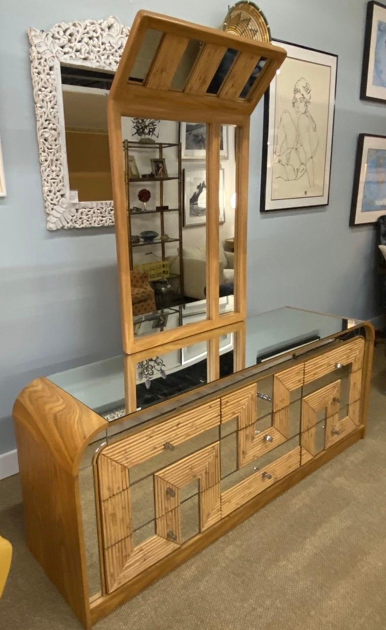 Mid-Century Modern Bamboo Chrome Dresser Chest of Drawers with Mirror Bedroom In Good Condition In West Hartford, CT