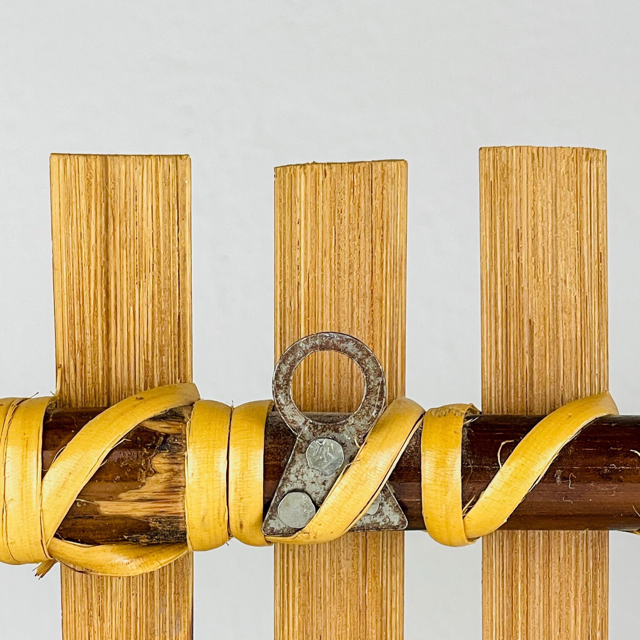Mid-century modern Bamboo Coat Rack by Olaf von Bohr, Italy, 1950s In Good Condition For Sale In Miklavž Pri Taboru, SI