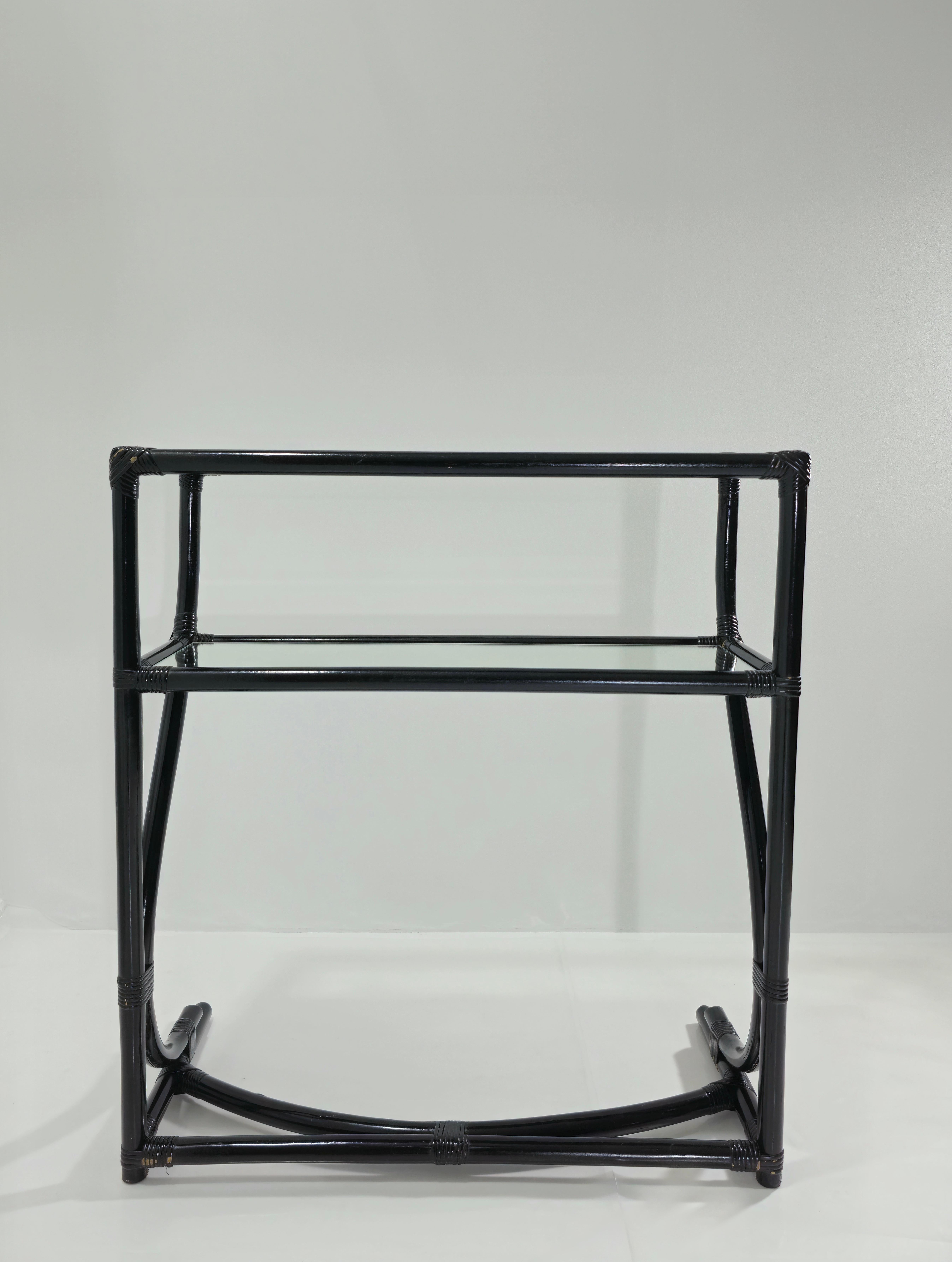 Console en bambou mi-siècle moderne avec deux étagères en verre Italie 1970 en vente 6