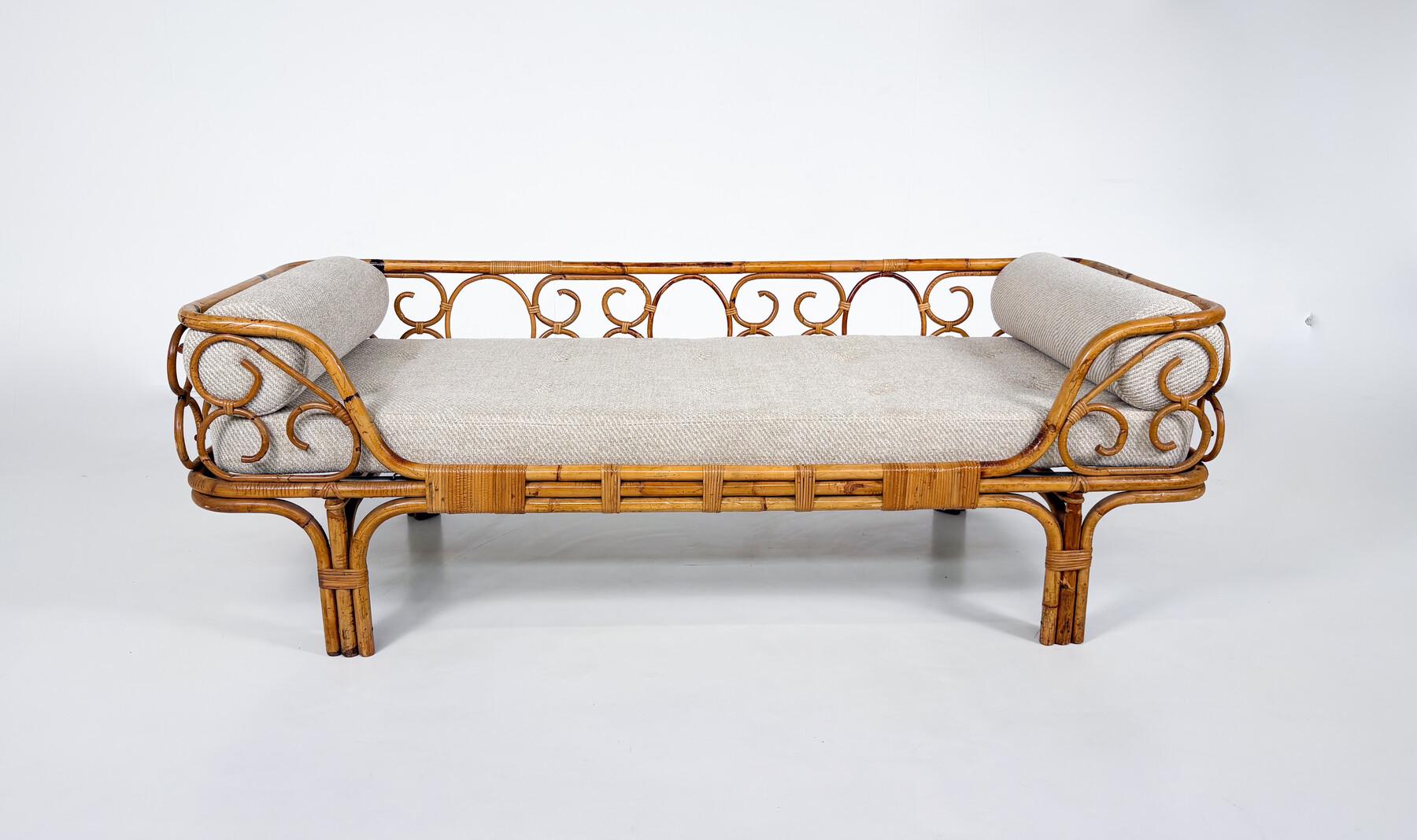 Cama de día de bambú moderna de mediados de siglo, Italia, años 60 - Nueva Tapicería
