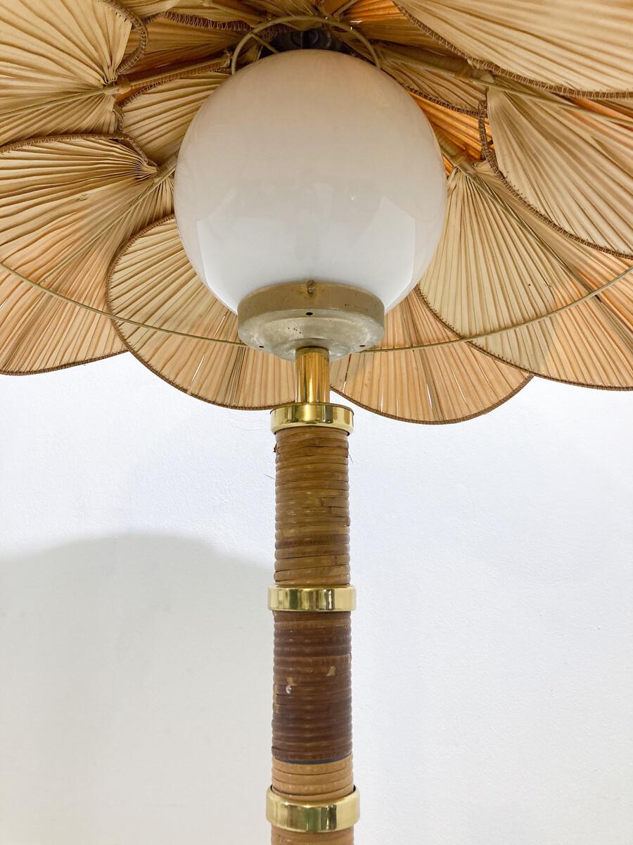 Lampada da terra in bambù moderna di metà secolo attribuita a Miranda Ab, anni '60 in vendita 4