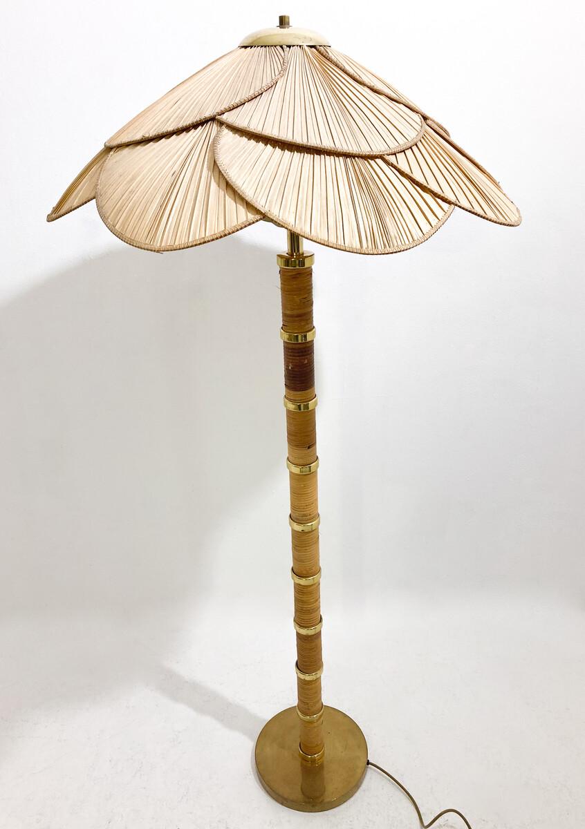 Metà XX secolo Lampada da terra in bambù moderna di metà secolo attribuita a Miranda Ab, anni '60 in vendita