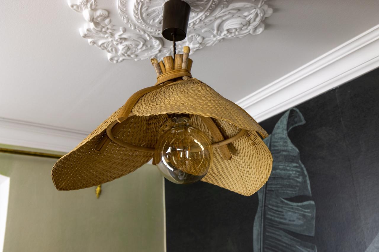 Lámpara colgante moderna de mediados de siglo con hojas de bambú al estilo de Ingo Maurer Uchiwa en venta 4
