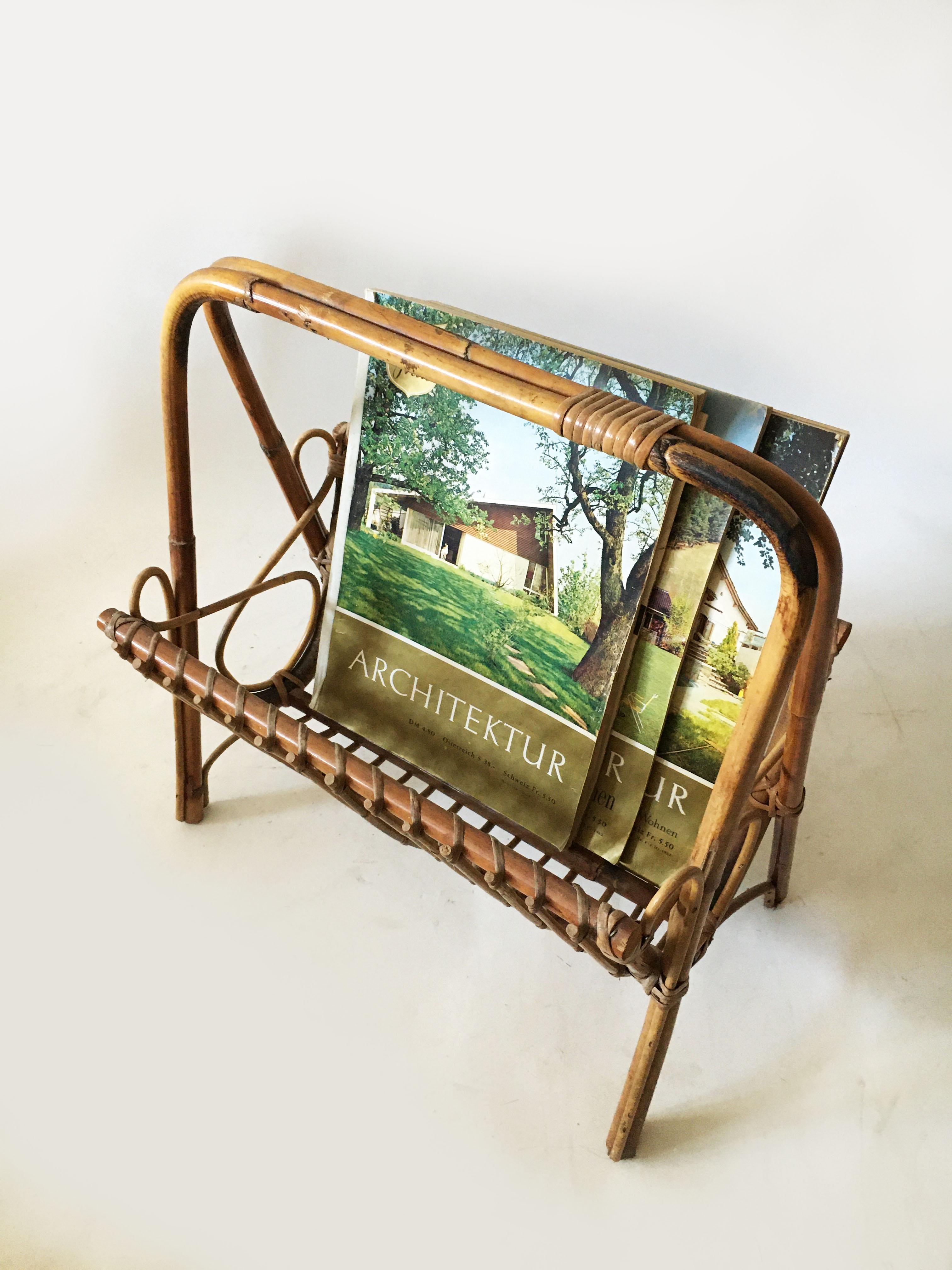 Mid-Century Modern Bamboo Magazine Stand, Italy, 1970s In Good Condition For Sale In Vienna, AT