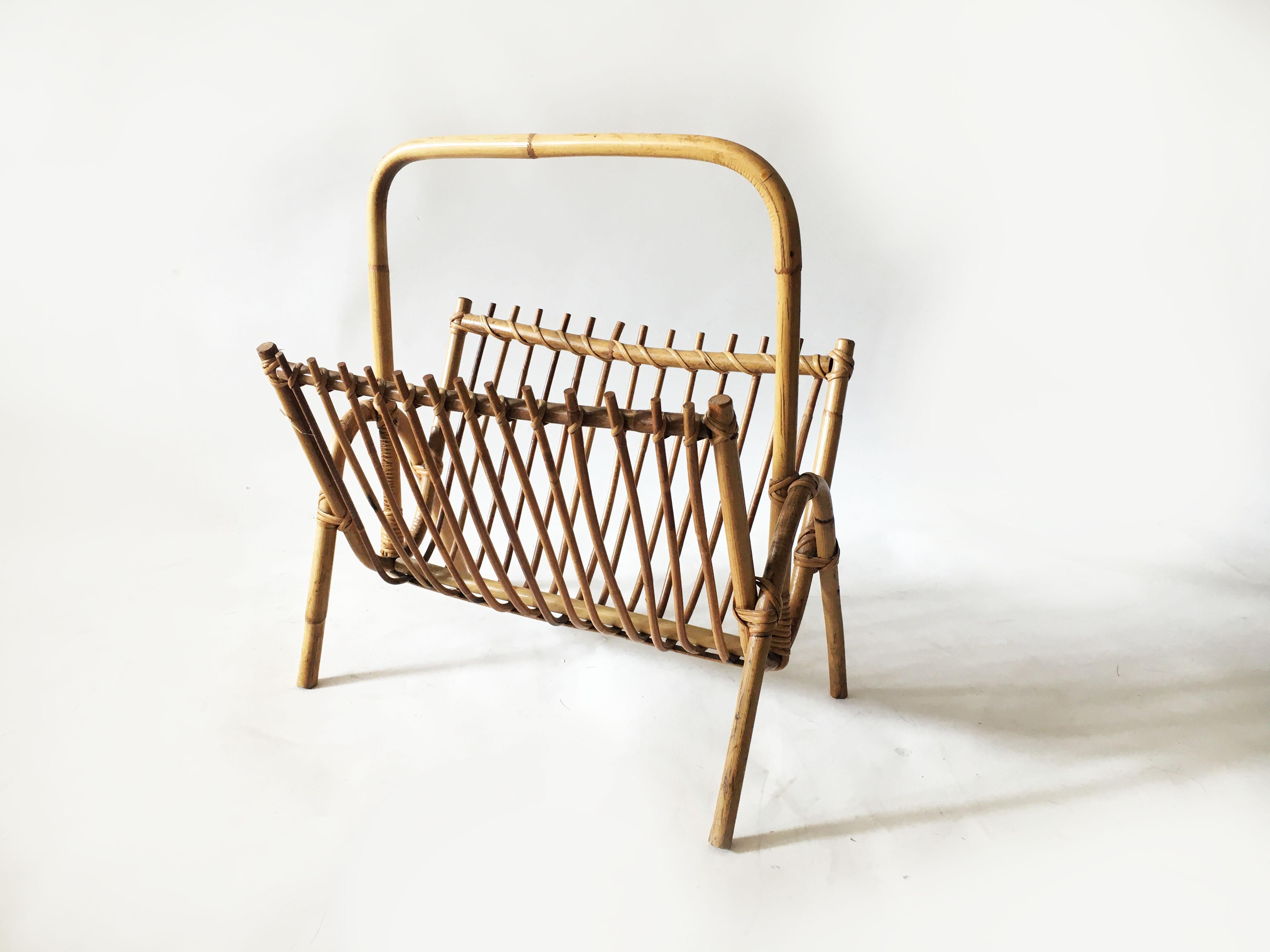 Mid-Century Modern Bamboo Magazine Stand, Italy, 1970s For Sale 4
