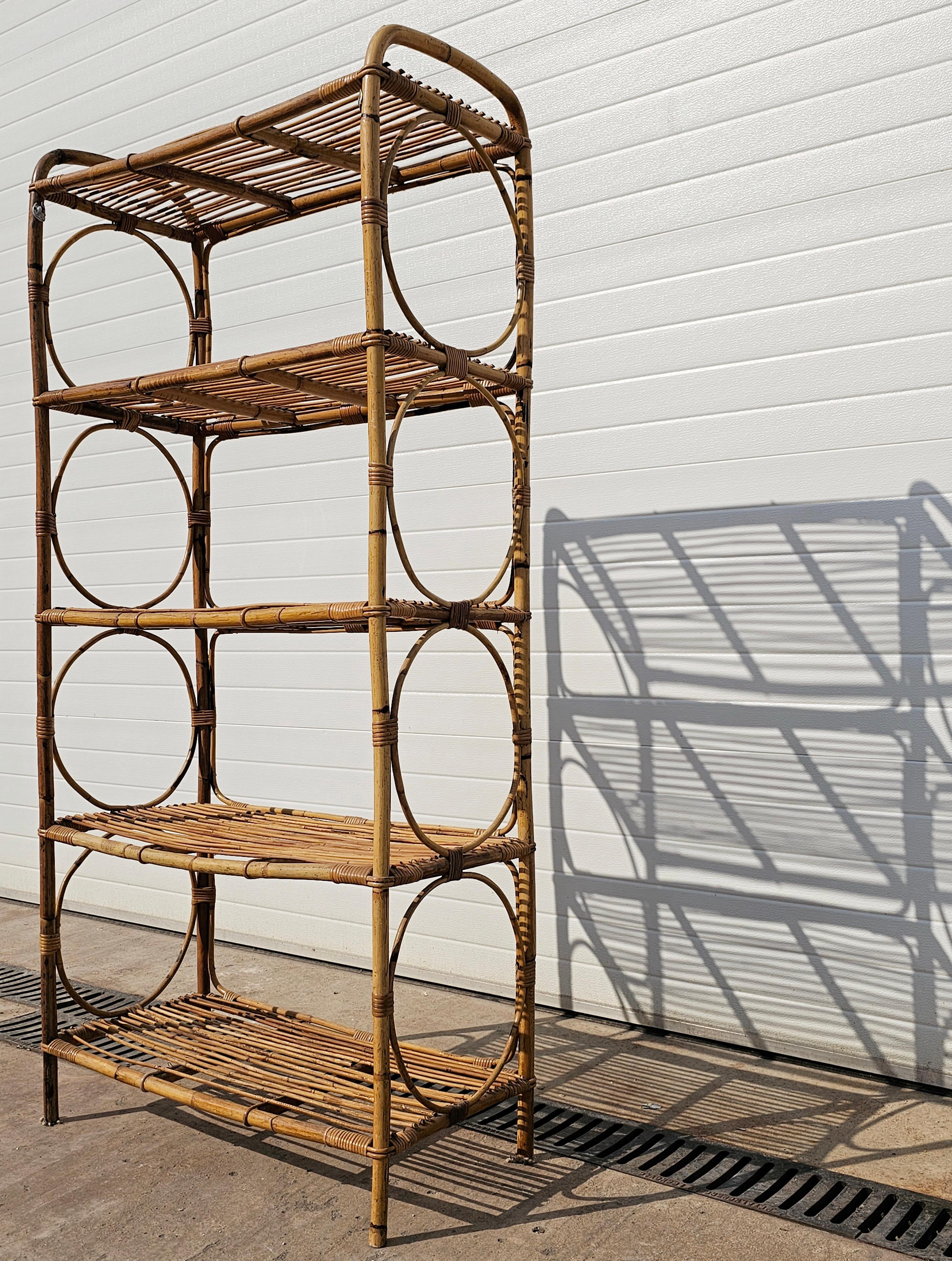 Scaffali in bambù del Mid Century Modern, Libreria o Etagere, Italia 1960 in vendita 3
