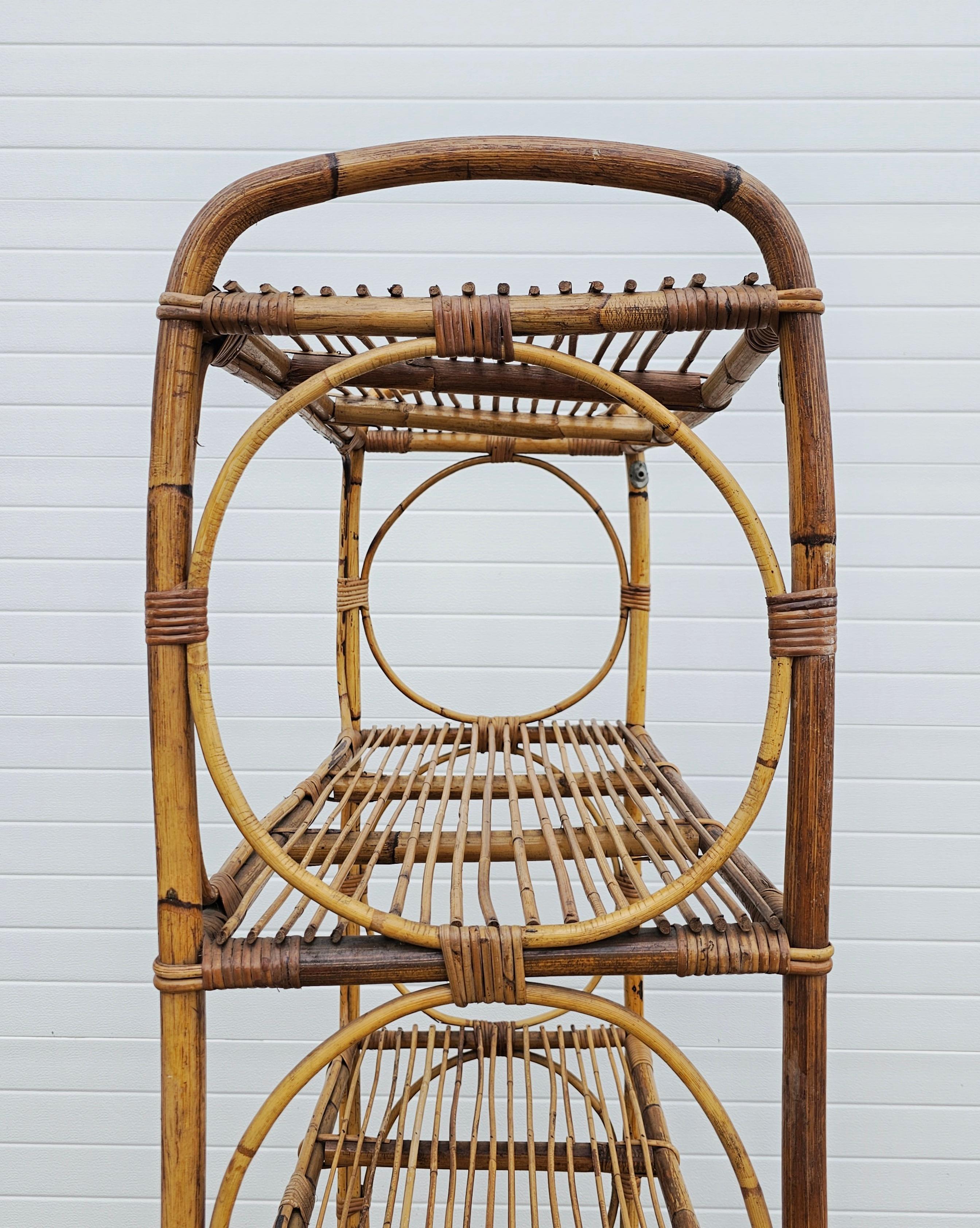 Scaffali in bambù del Mid Century Modern, Libreria o Etagere, Italia 1960 in vendita 4