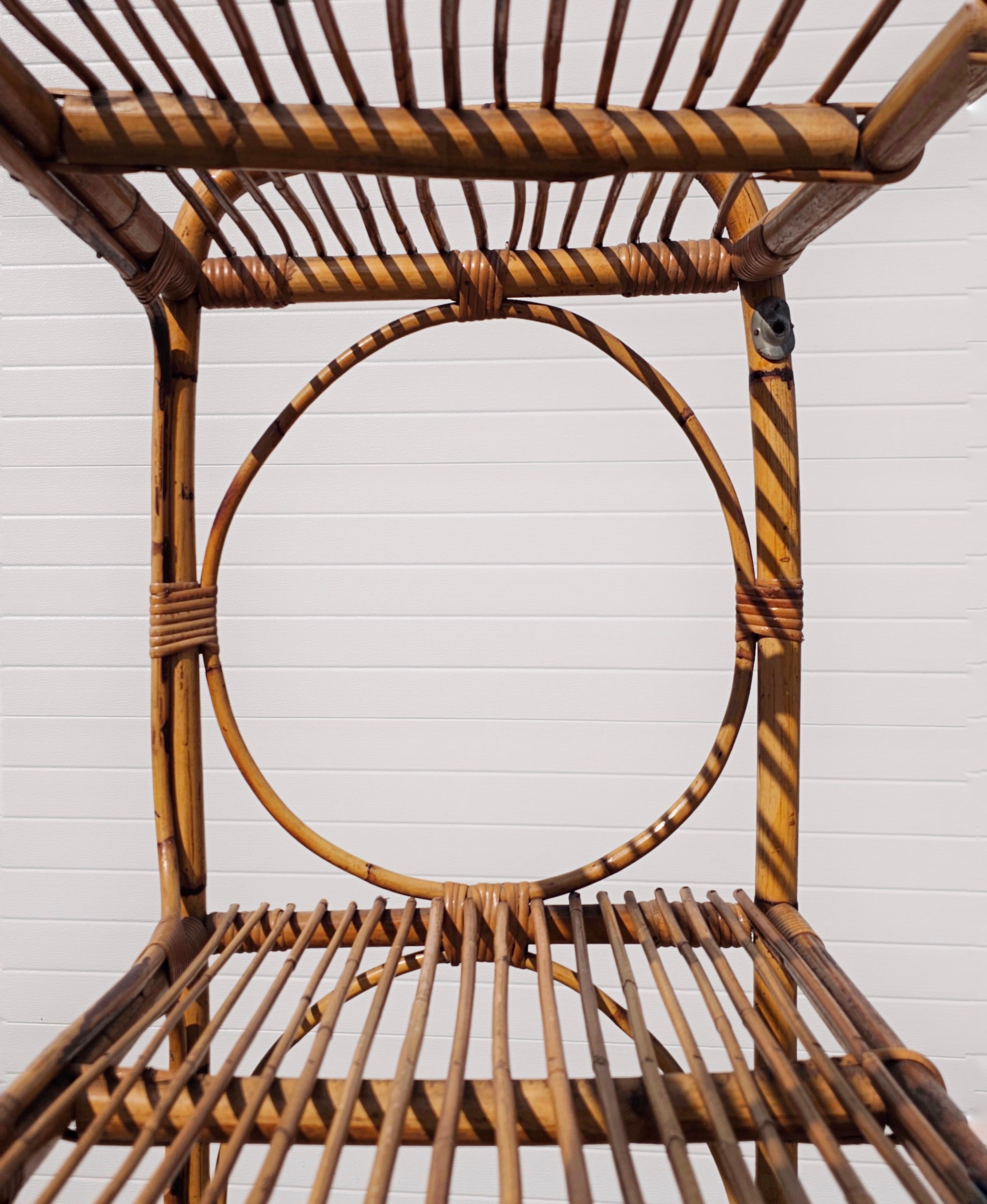 Italiano Scaffali in bambù del Mid Century Modern, Libreria o Etagere, Italia 1960 in vendita