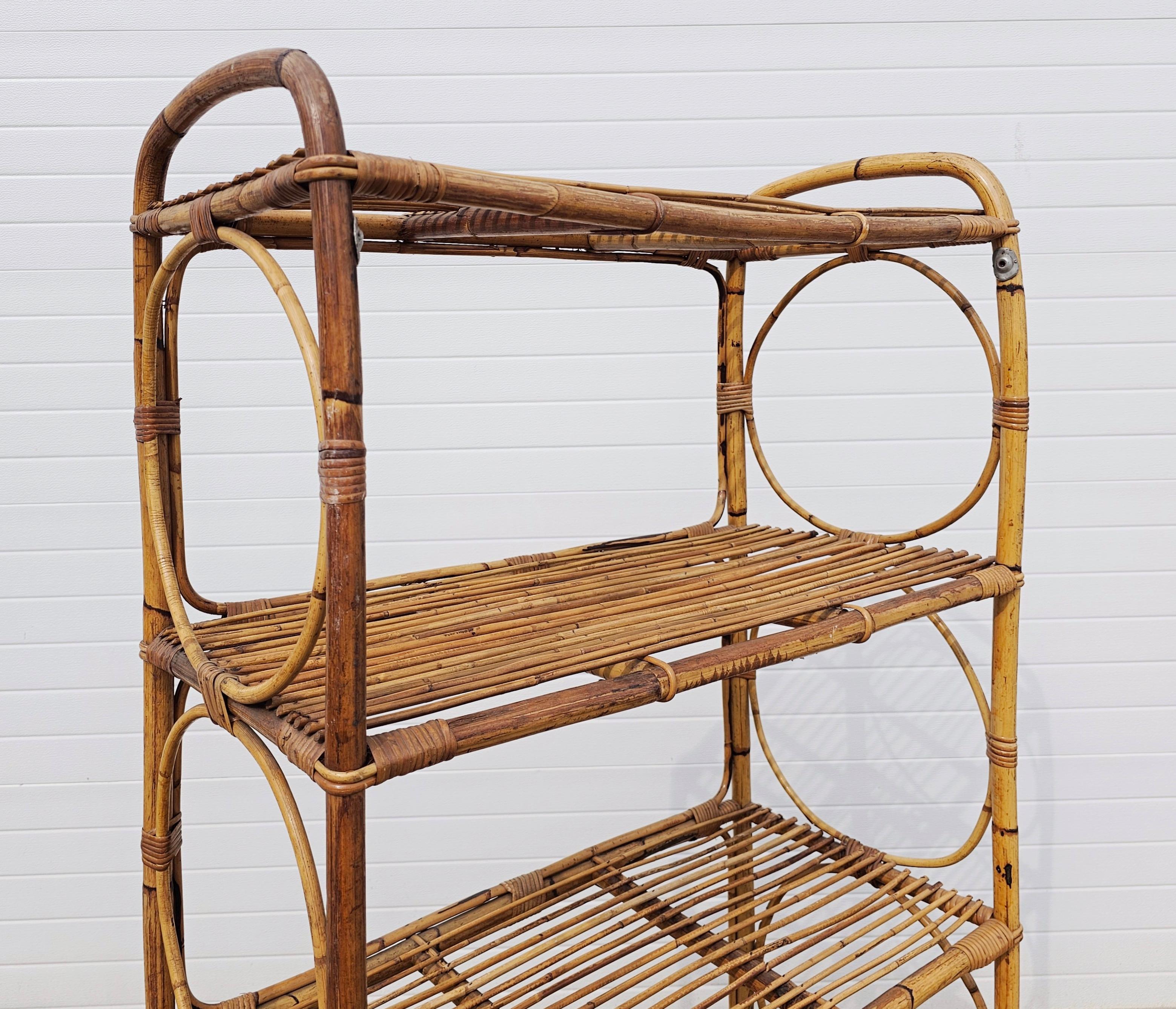 Metà XX secolo Scaffali in bambù del Mid Century Modern, Libreria o Etagere, Italia 1960 in vendita
