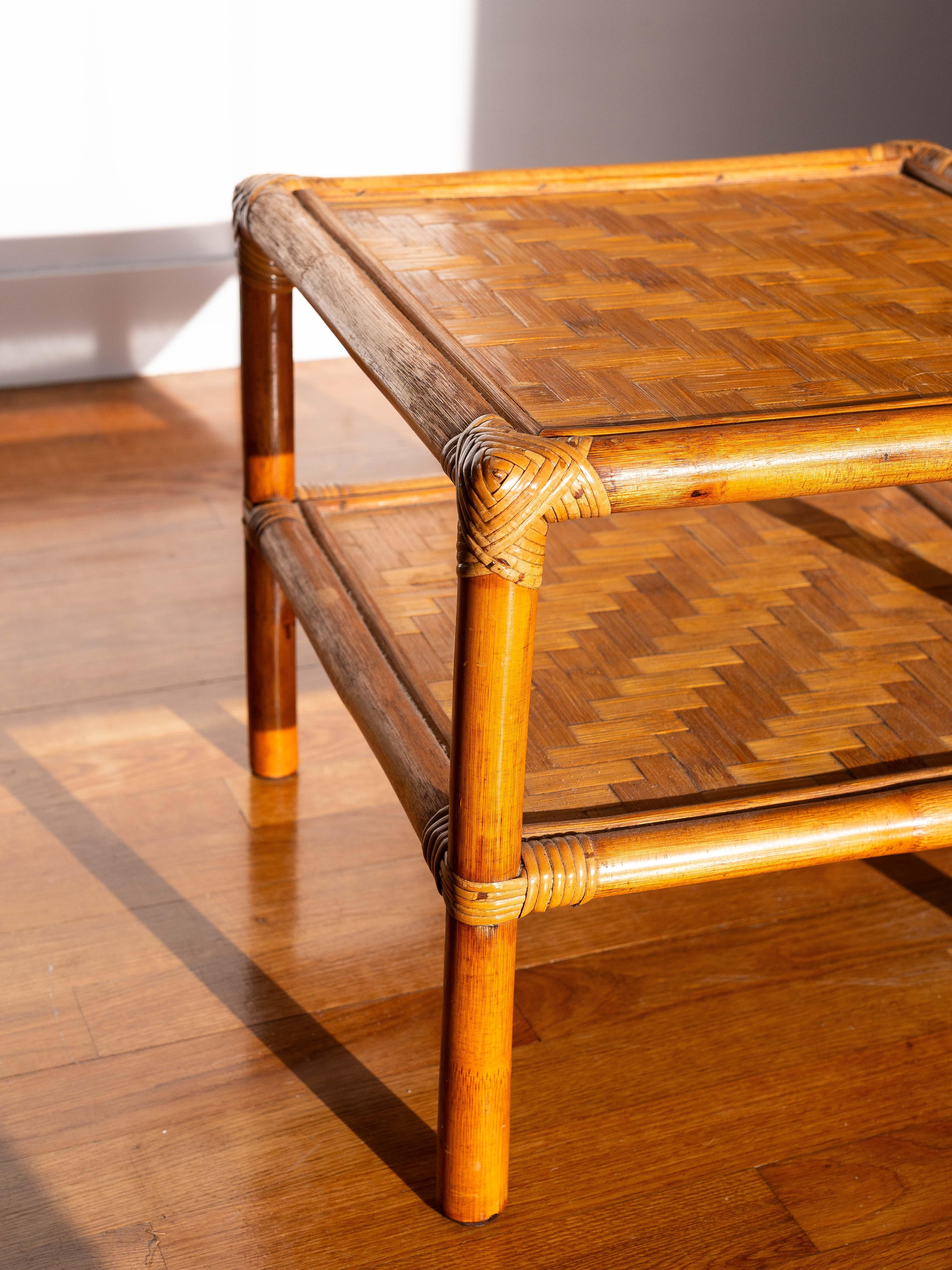Mid Century Modern Bamboo Side Table - Bamboo & Rattan End Table - France 1960s For Sale 2