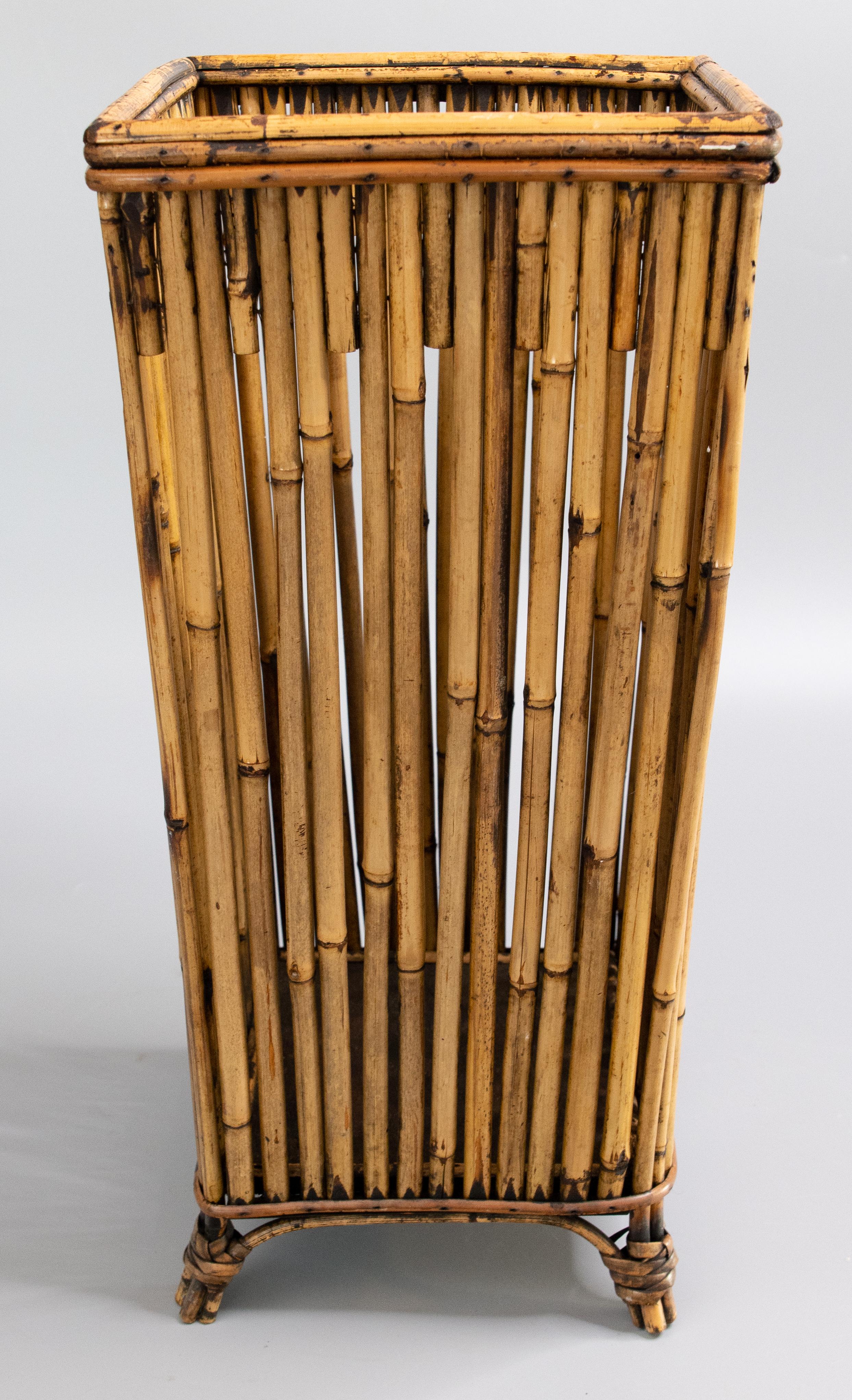 Mid-Century Modern Bamboo Umbrella Stick Stand In Good Condition For Sale In Pearland, TX