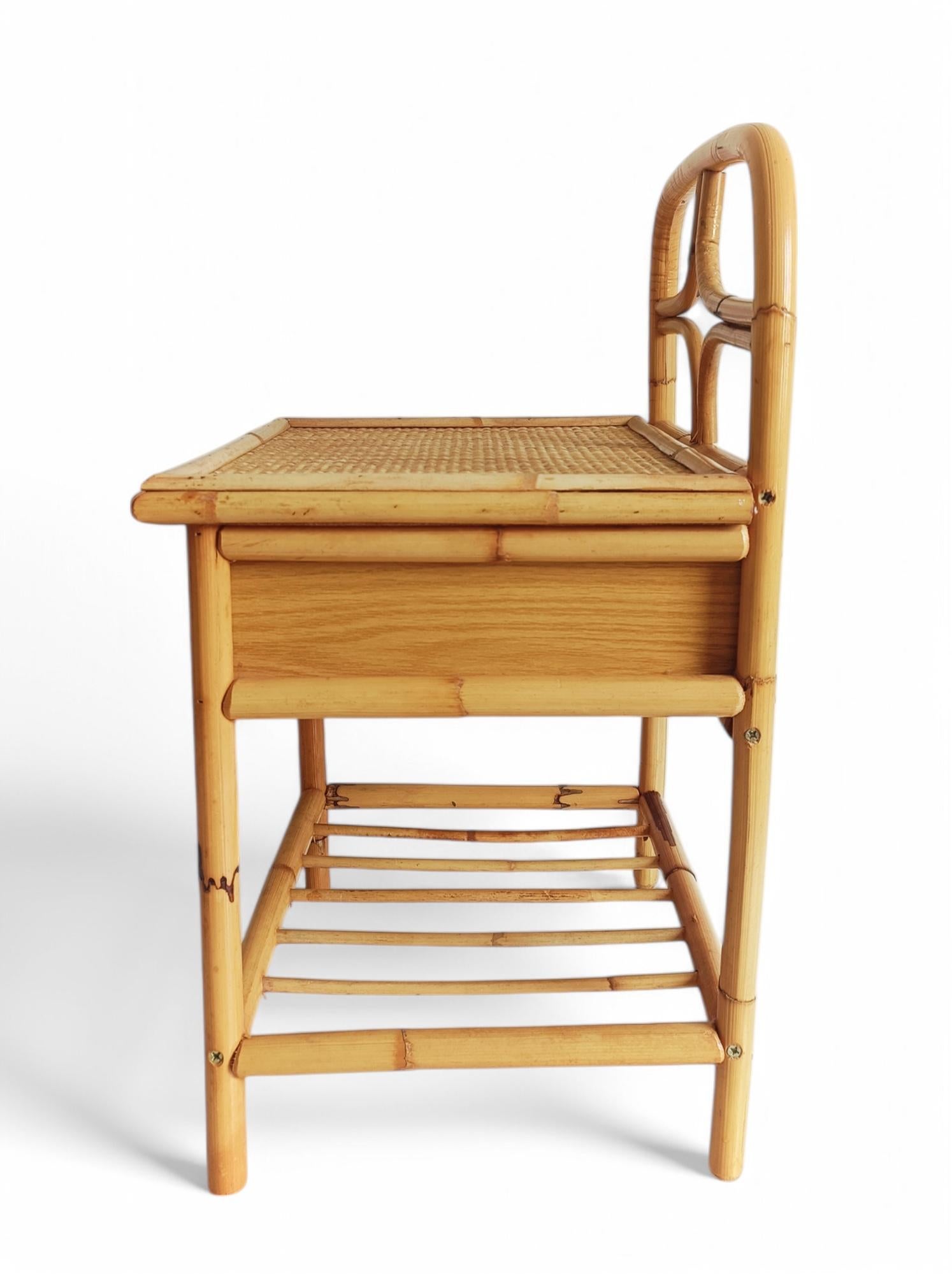 Französischer Riviera-Beistelltisch oder Nachttisch aus Bambus und Rattan, Spanien, 1960er Jahre im Angebot 2