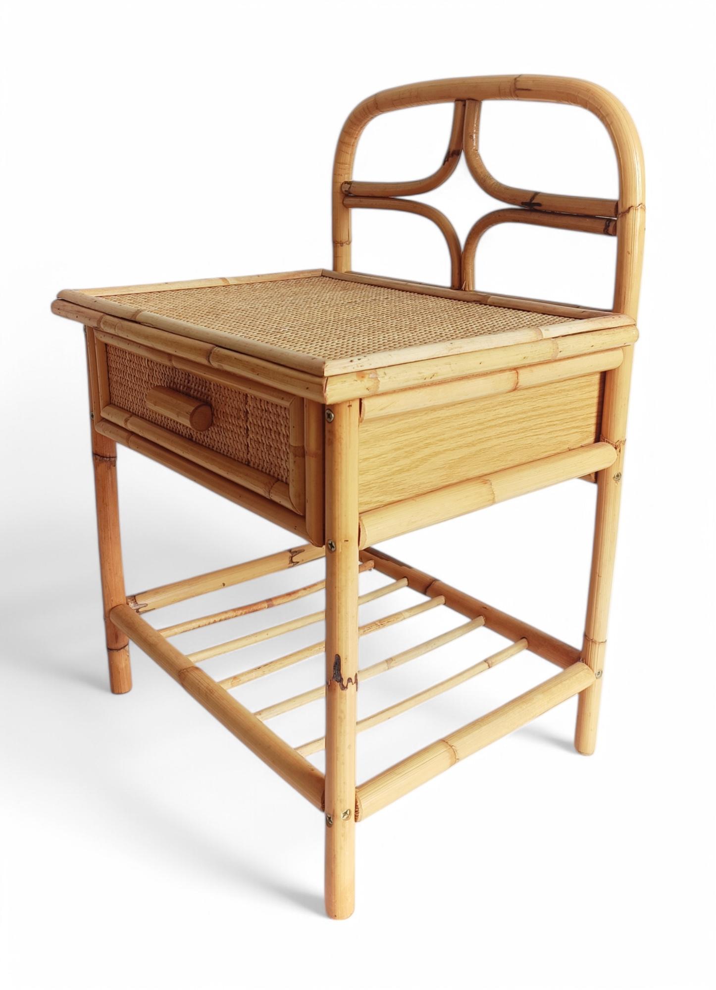 Französischer Riviera-Beistelltisch oder Nachttisch aus Bambus und Rattan, Spanien, 1960er Jahre im Angebot 3