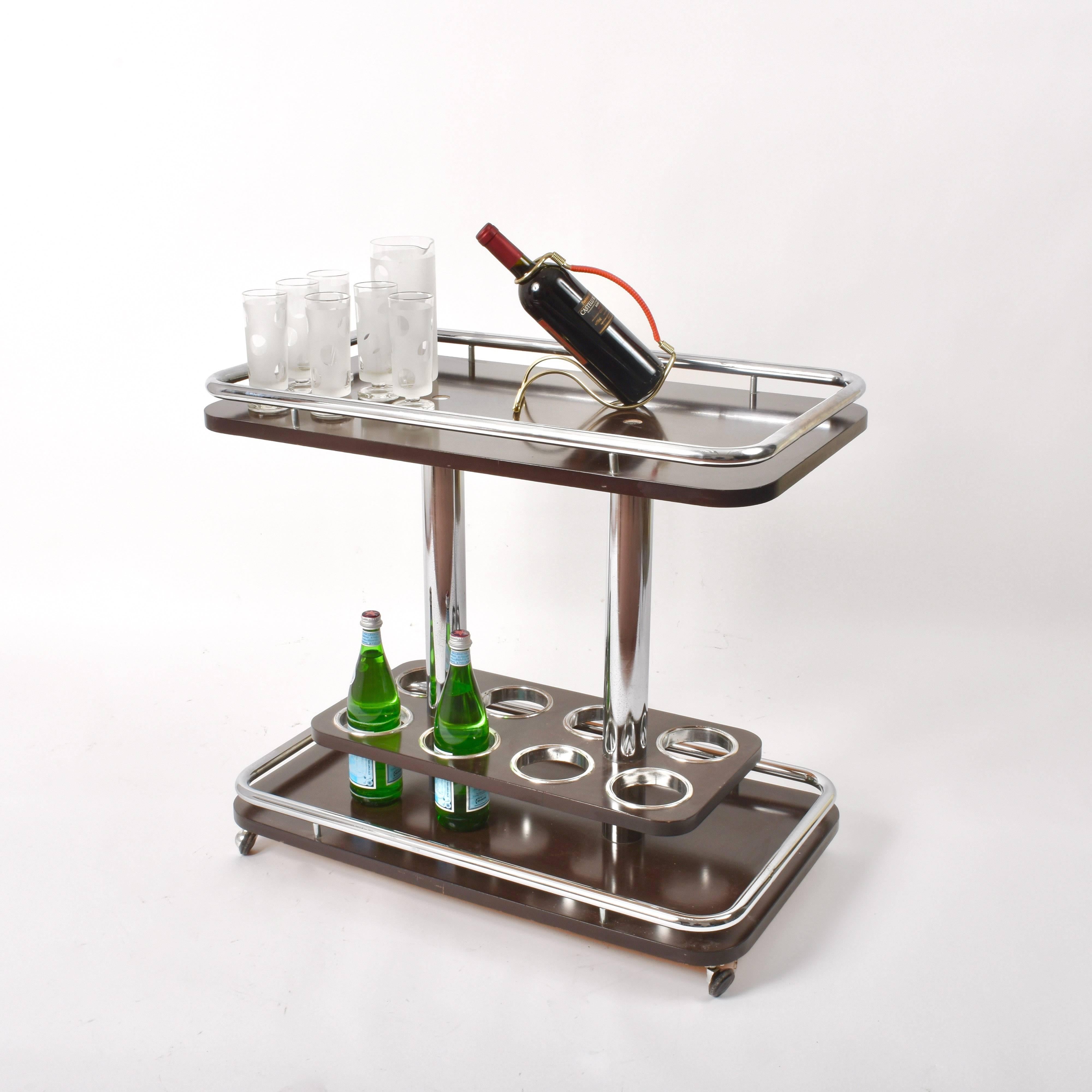 Mid-Century Modern Bar Cart Afra e Tobia Scarpa Manner Chromed Metal & Lacquered In Fair Condition In Roma, IT
