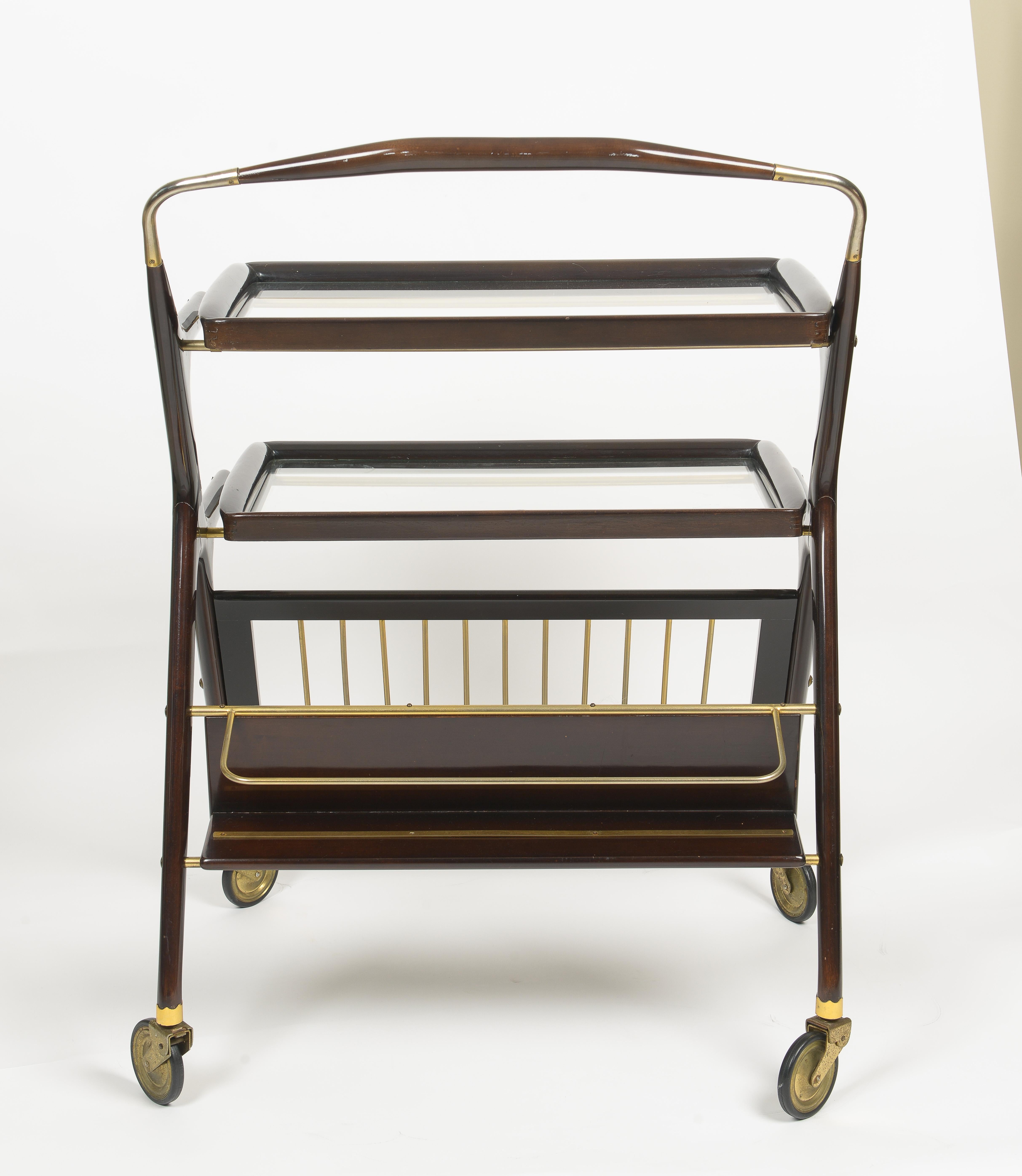 Mid-Century Modern Bar Cart By Cesare Lacca, Solid and Stained Mahogany For Sale 3