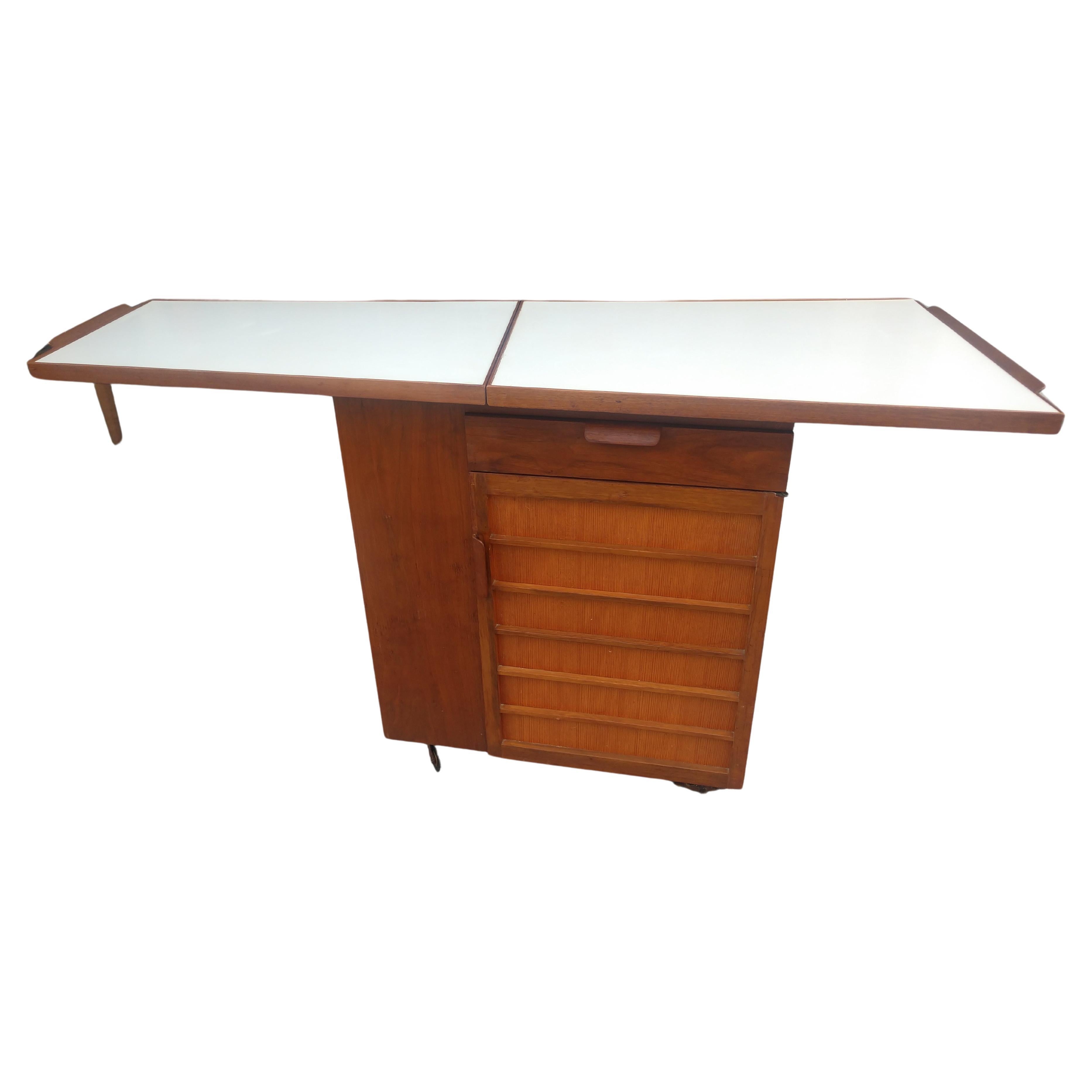 Americano Carrello da bar moderno di metà secolo Edward Wormley per Dunbar C1953 in vendita