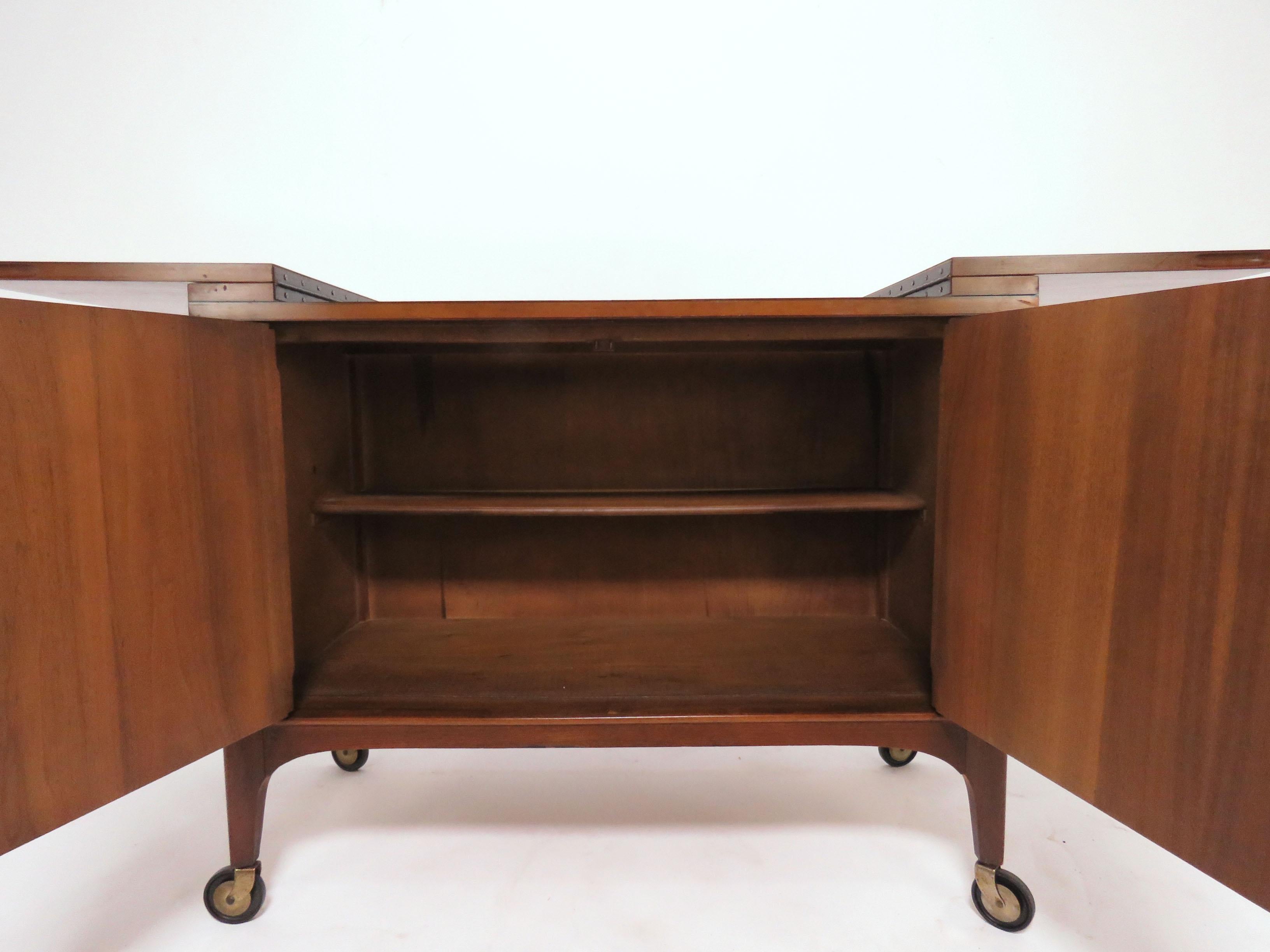 Mid-20th Century Mid-Century Modern Bar / Drinks Serving Cart with Expandable Top by Kent Coffey
