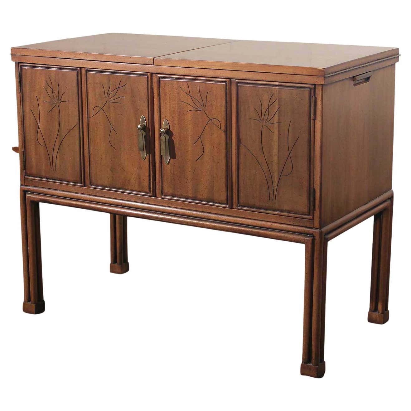 MidCentury Modern Bar or Server by Davis Company For Sale at