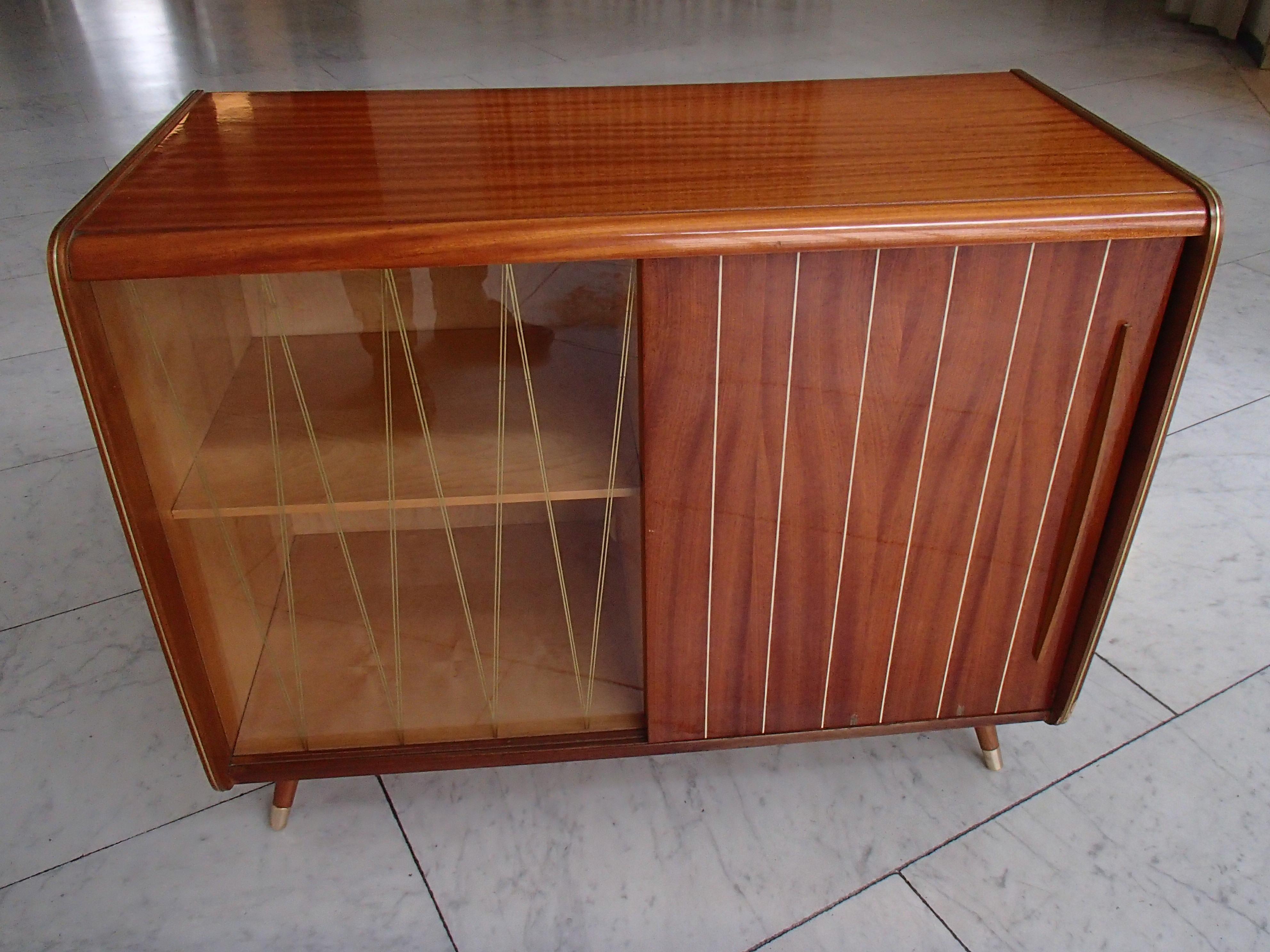 Mid-Century Modern Mid Century Modern Bar or Vitrine with 2 Sliding Doors For Sale