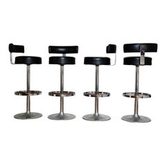 The Modern Moderns Tabourets de bar en cuir noir et chrome, Italie, années 1970, lot de 4