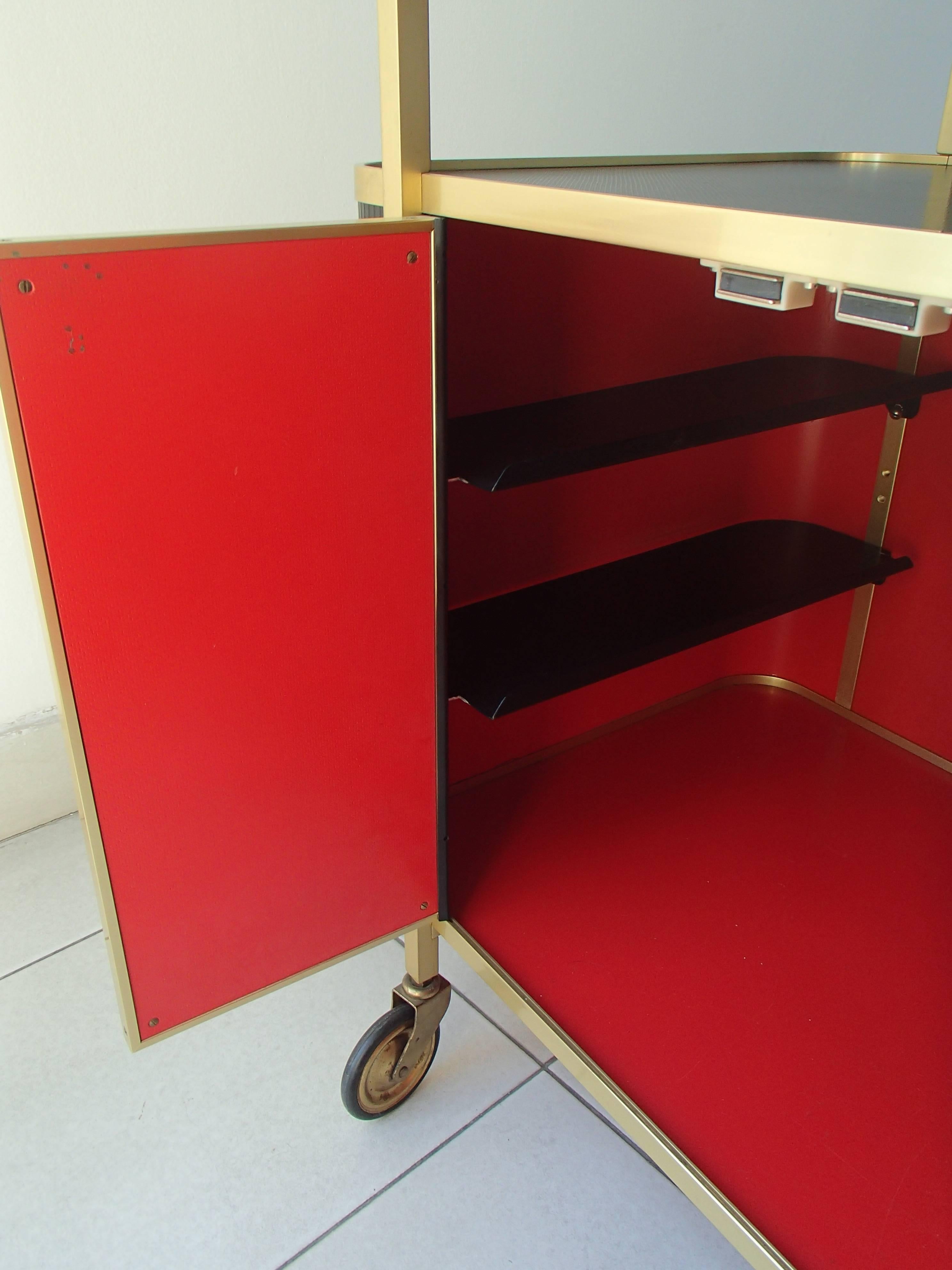 Mid-Century Modern Bar Trolley Black Aluminium Gold and Red Inside 1