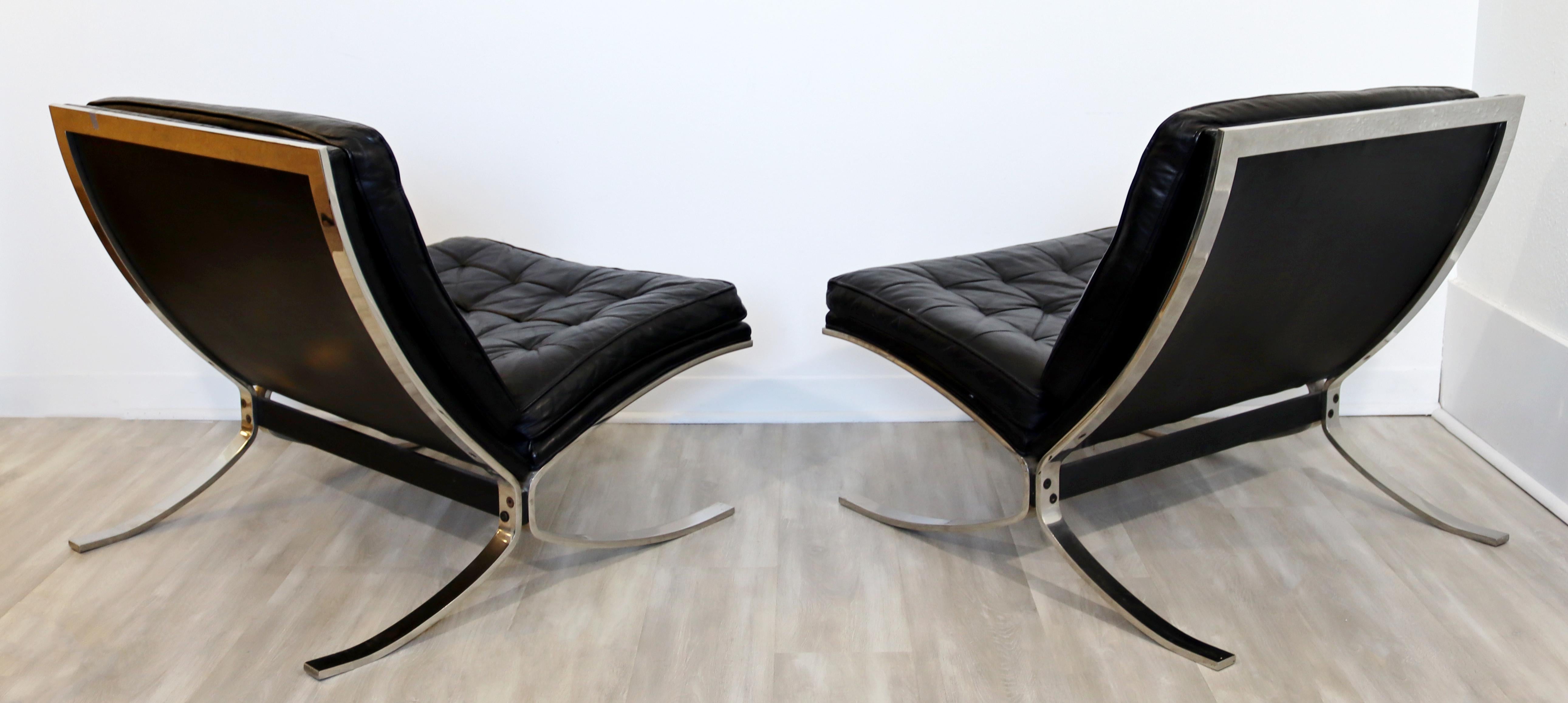 Leather Mid-Century Modern Barcelona Pair of Lounge Chairs Mies Van der Rohe Style 1970s