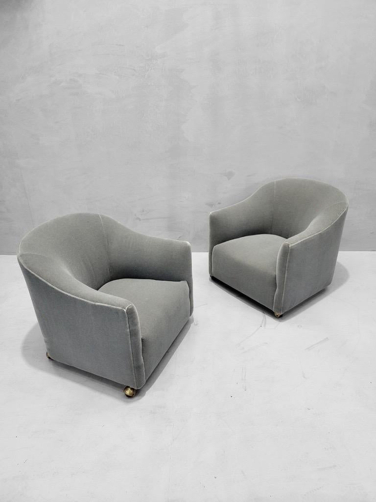 Mid Century Modern Barrel Back Club Chairs by Kroehler Newly Upholstered  - Pair In Good Condition For Sale In Chicago, IL
