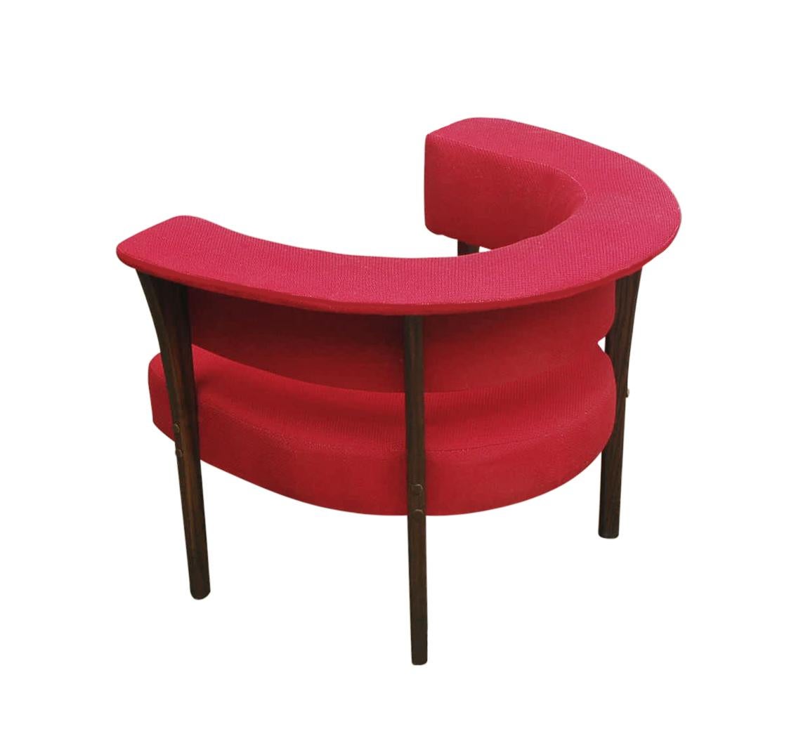 Mid-Century Modern Barrel Back Lounge Chairs in Red Fabric with Walnut Oakwood 3