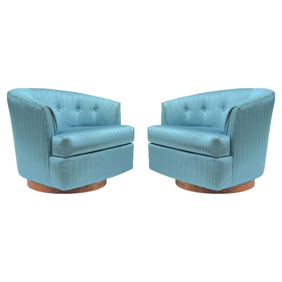Mid-Century Modern Swivel Club Chairs at 1stDibs