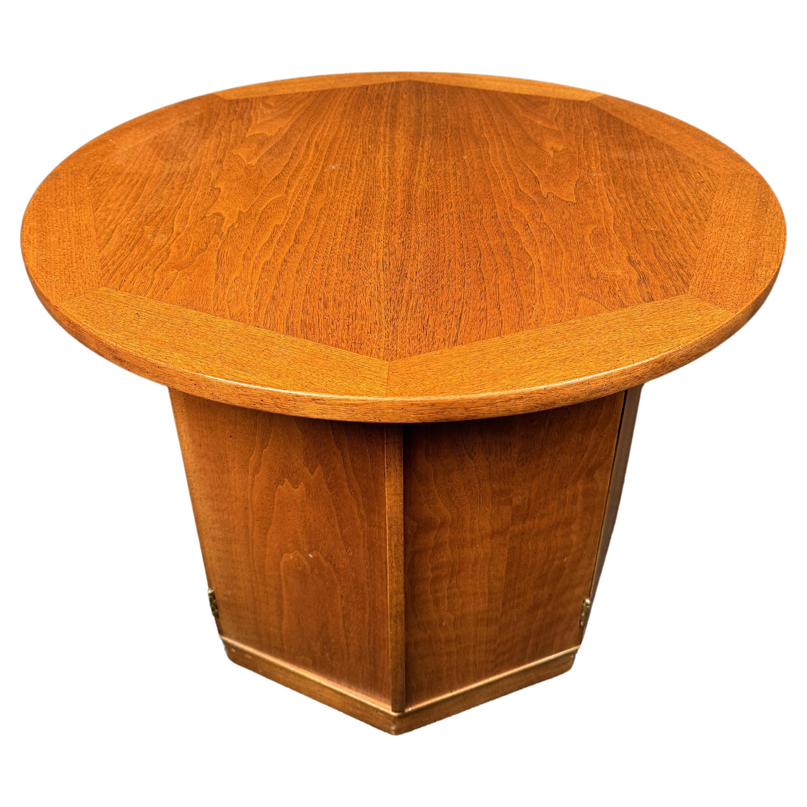 Mid-Century Modern Barrel Style End Table