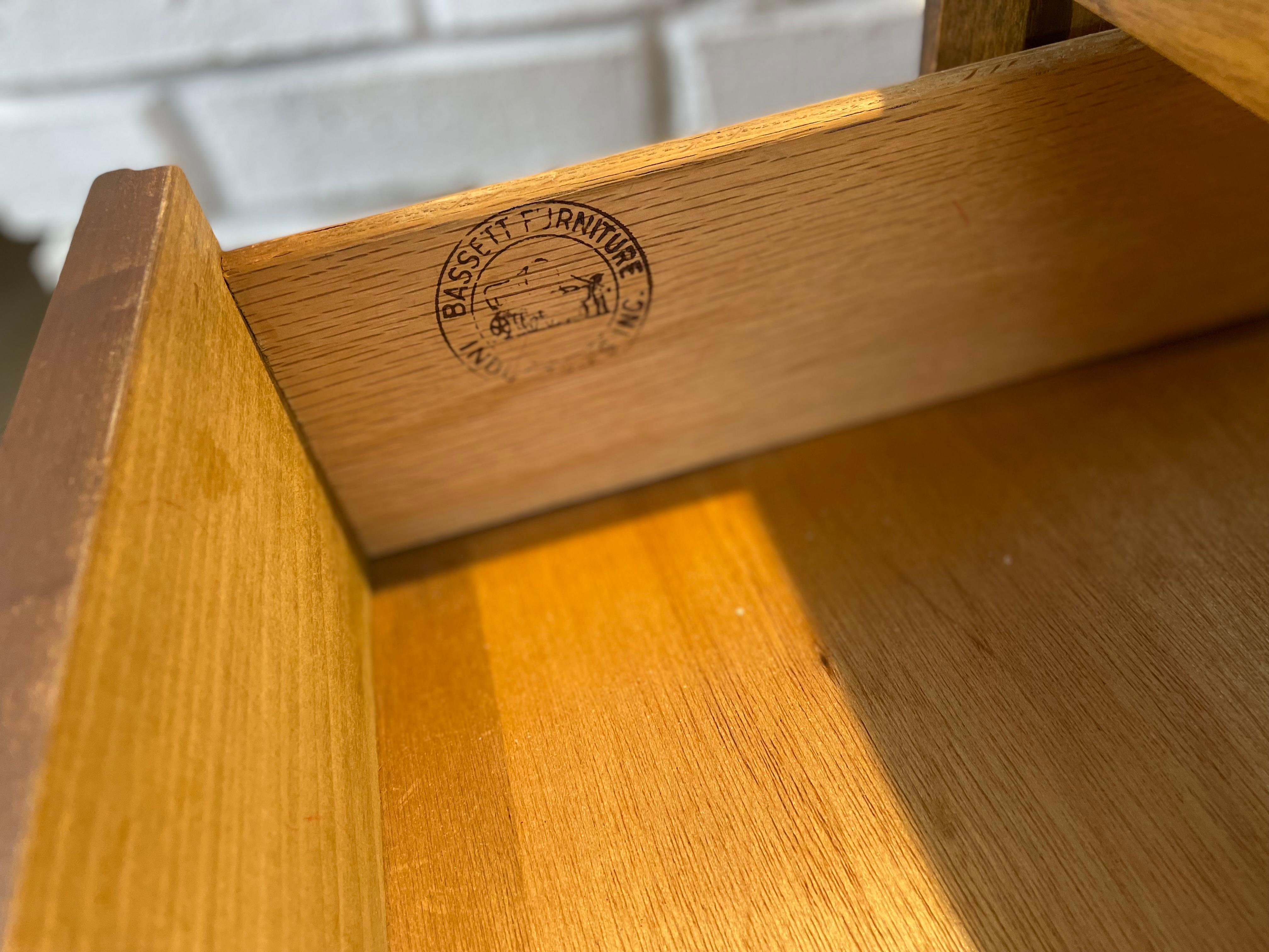 vintage bassett 9 drawer dresser