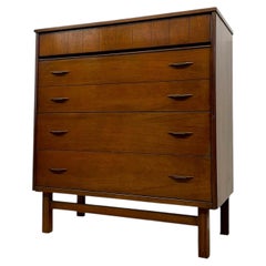 Mid Century Modern Bassett Furniture 4 Schublade Kommode mit Schwalbenschwanz Konstruktion