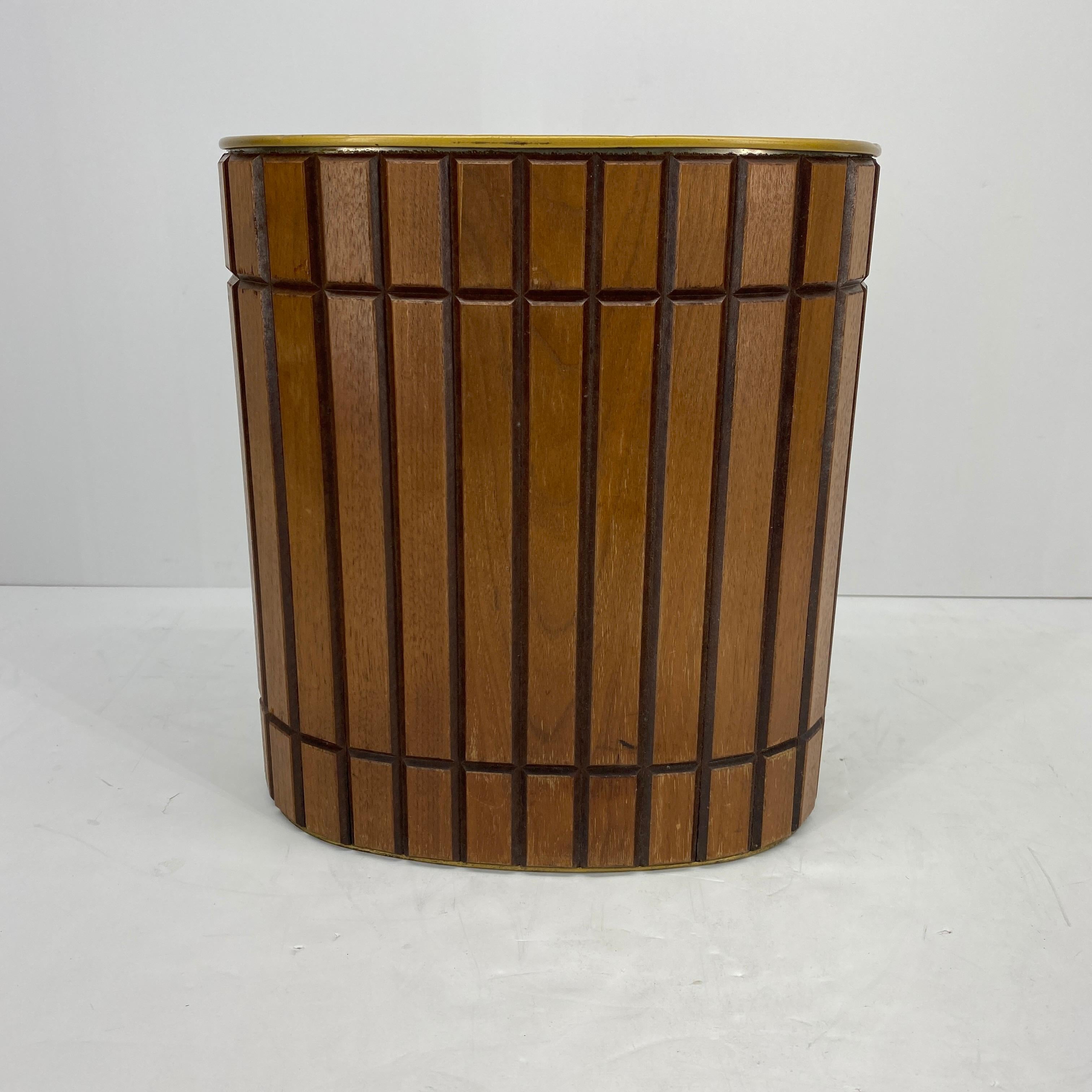 Mid-Century Modern Walnut Bathroom Hamper and Wastebasket Set, Circa 1960's 7