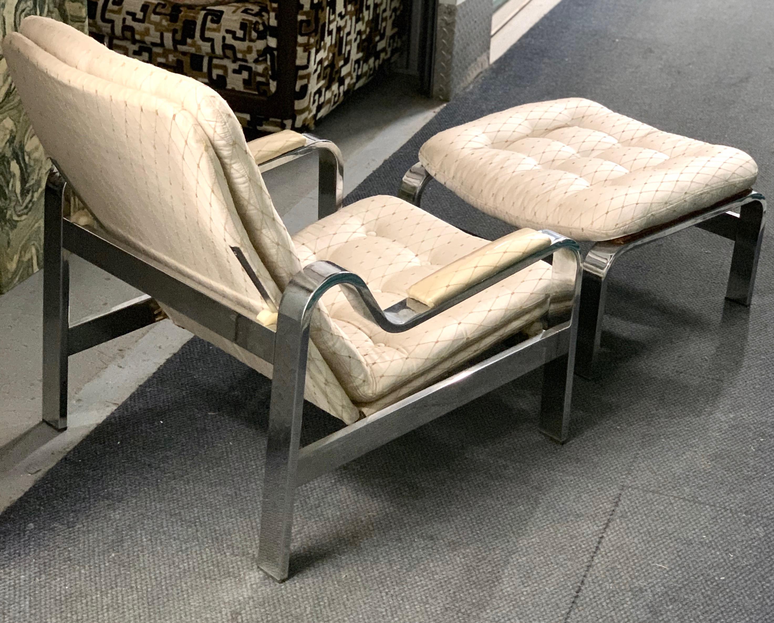 Mid-Century Modern Milo Baughman Style Chrome Steel Reclining Lounge Chair Ottoman.. 

For your consideration is a magnificent reclining lounge chair and matching ottoman, gorgeous cream silk textile, thick polished steel chrome bases, Milo Baughman