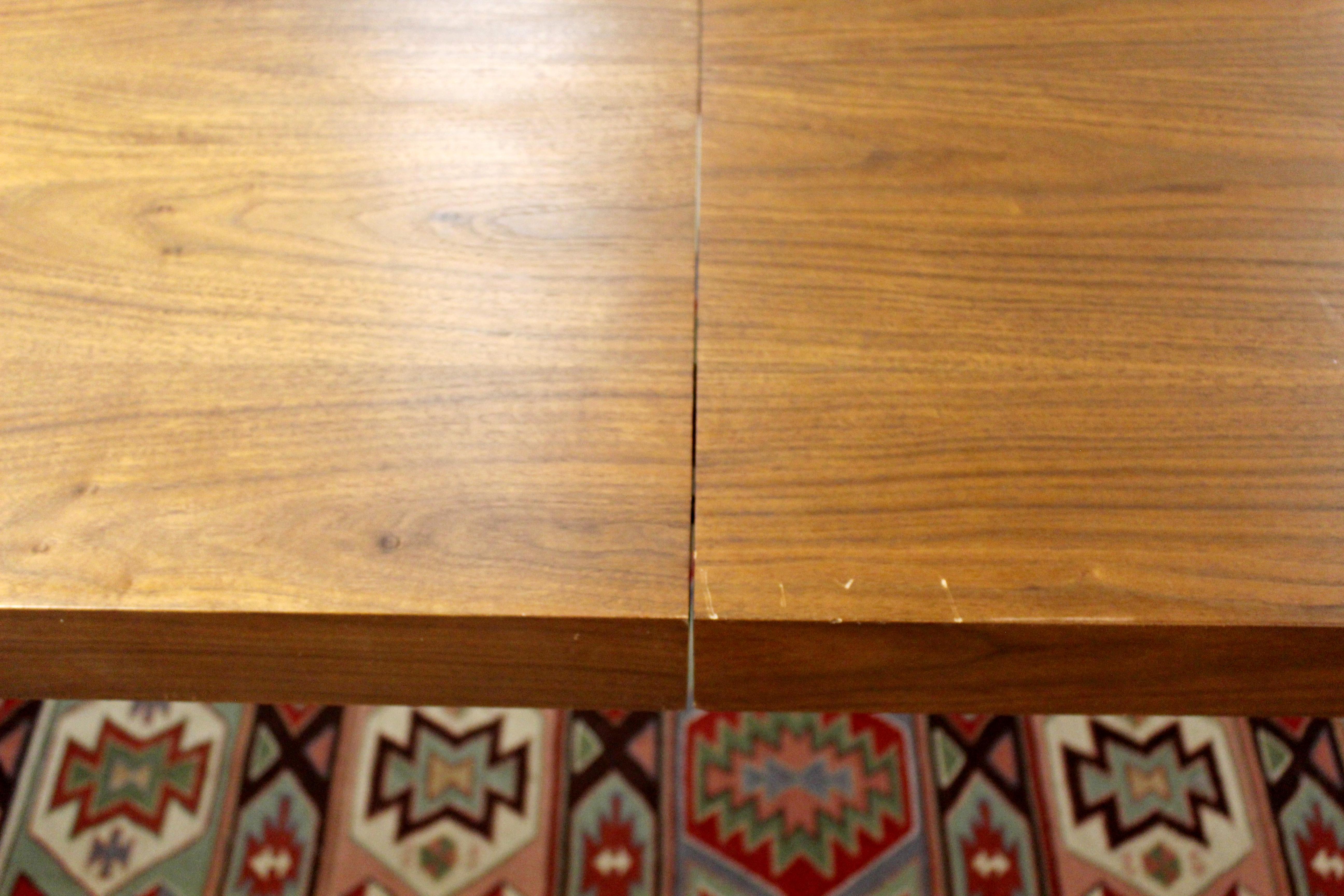Mid-20th Century Mid-Century Modern Dillingham Expandable Walnut Dining Table 1960s