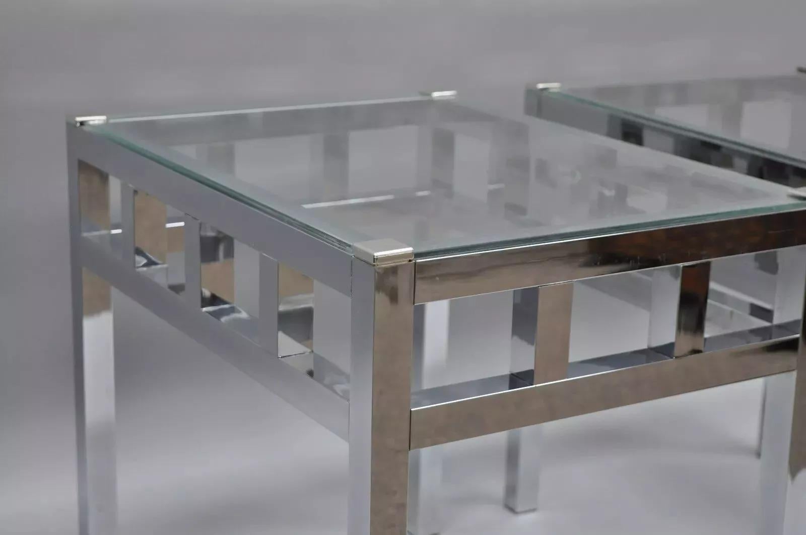 Rechteckige Beistelltische aus Chrom und Glas im Baughman-Stil aus der Mitte des Jahrhunderts – ein Paar im Angebot 4