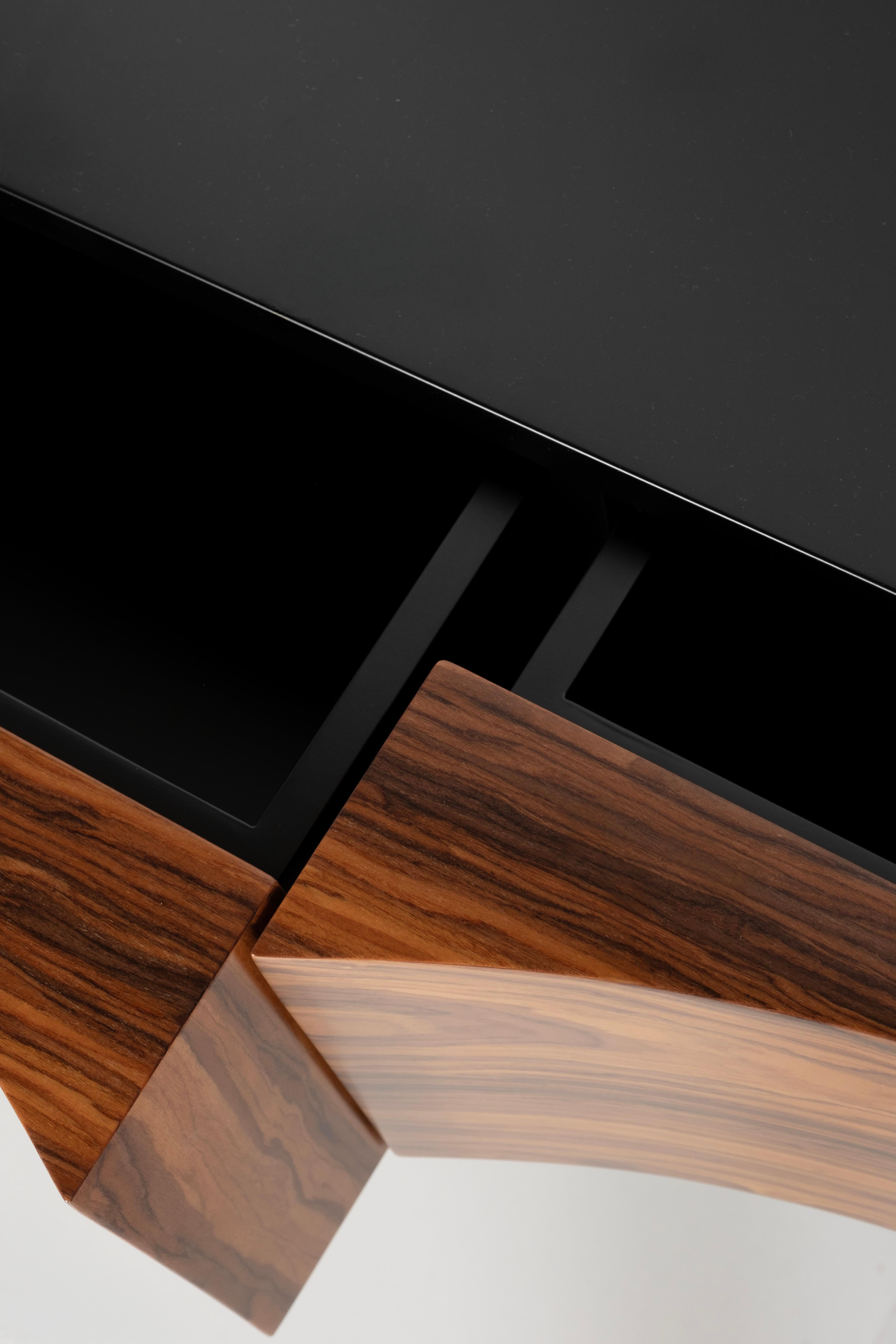 Consola moderna de mediados de siglo Beans, madera de hierro, hecha a mano Portugal by Greenapple en venta 4