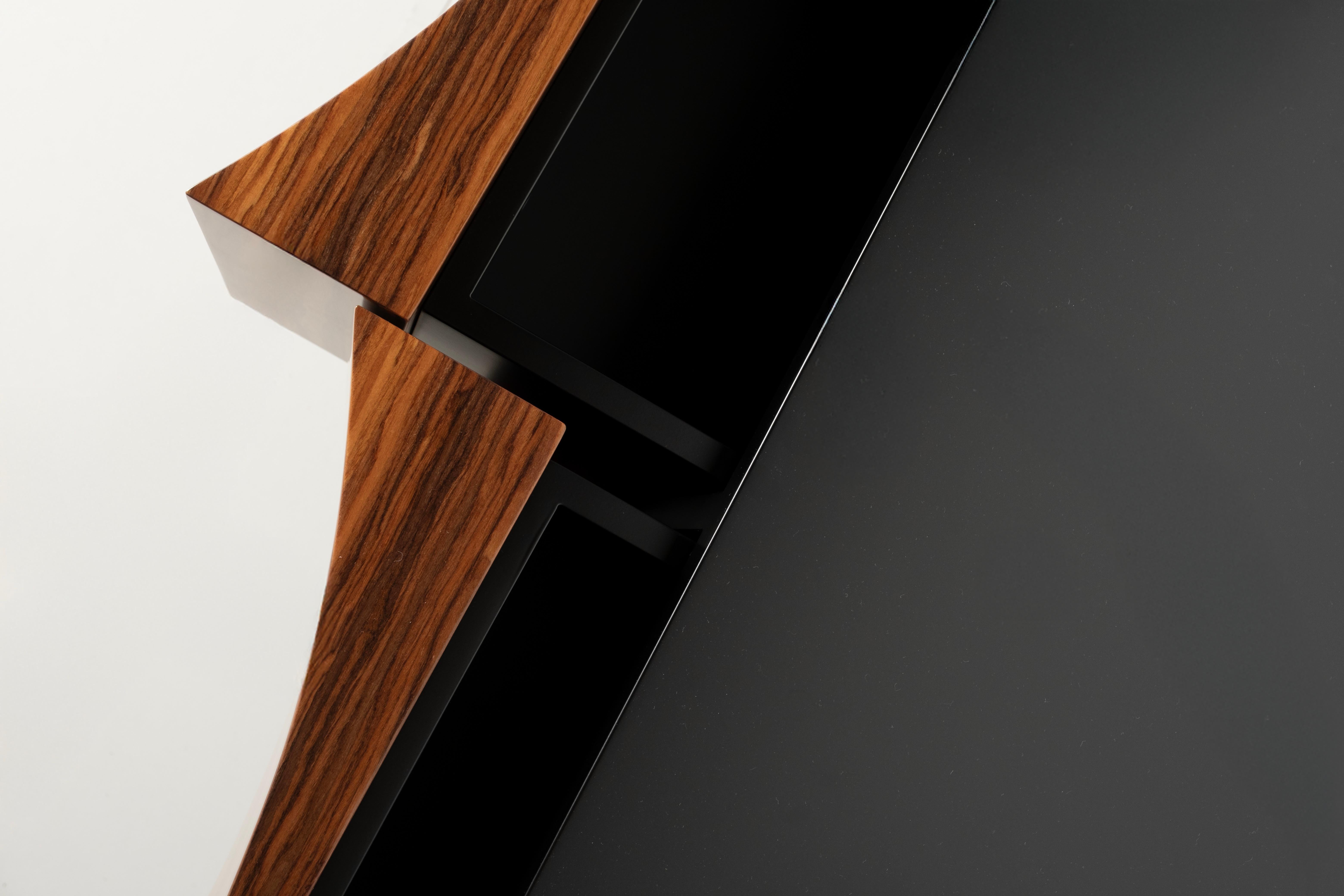 Consola moderna de mediados de siglo Beans, madera de hierro, hecha a mano Portugal by Greenapple en venta 7