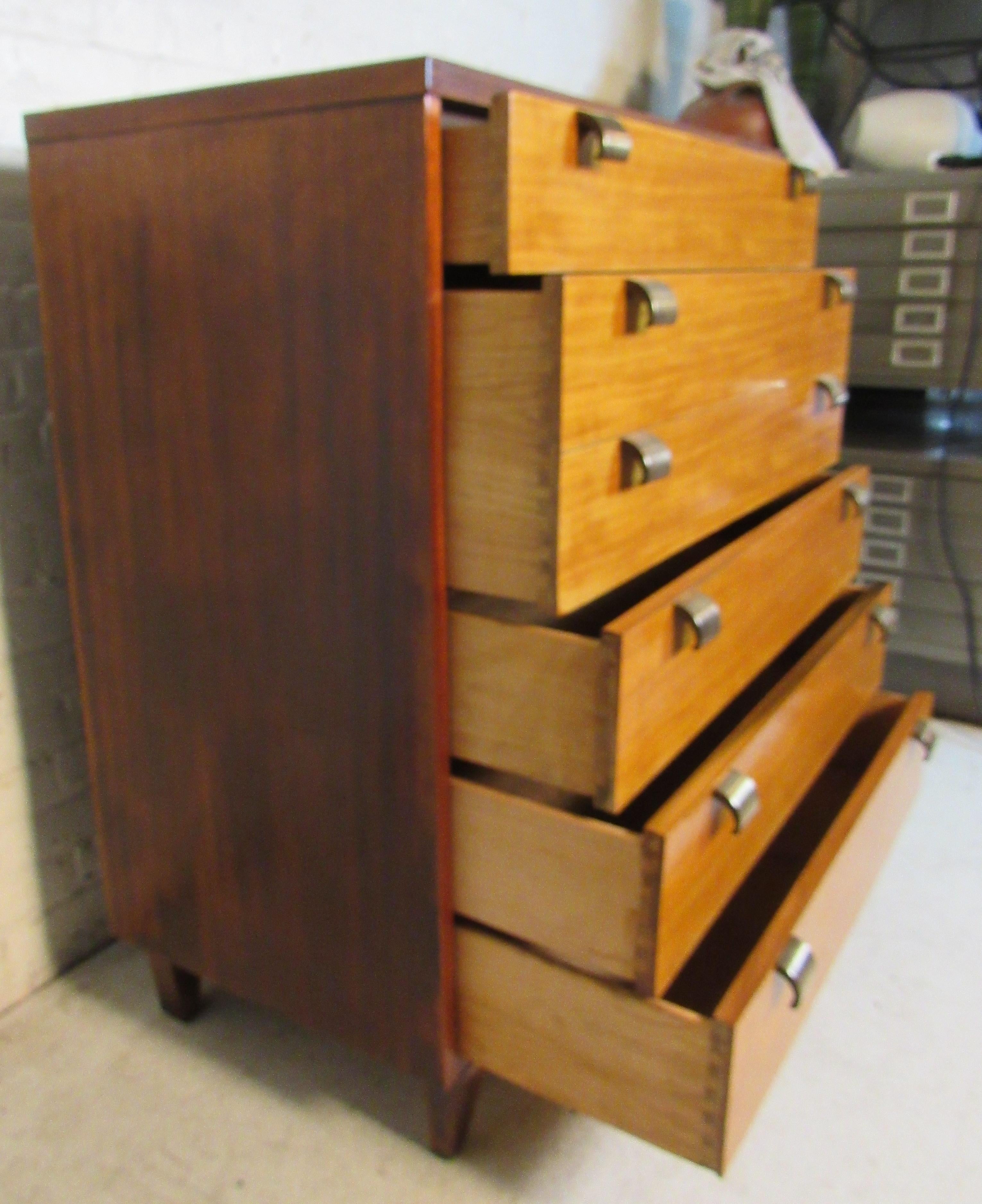 Mid-Century Modern Bedroom Dresser in the Style of George Nelson 2