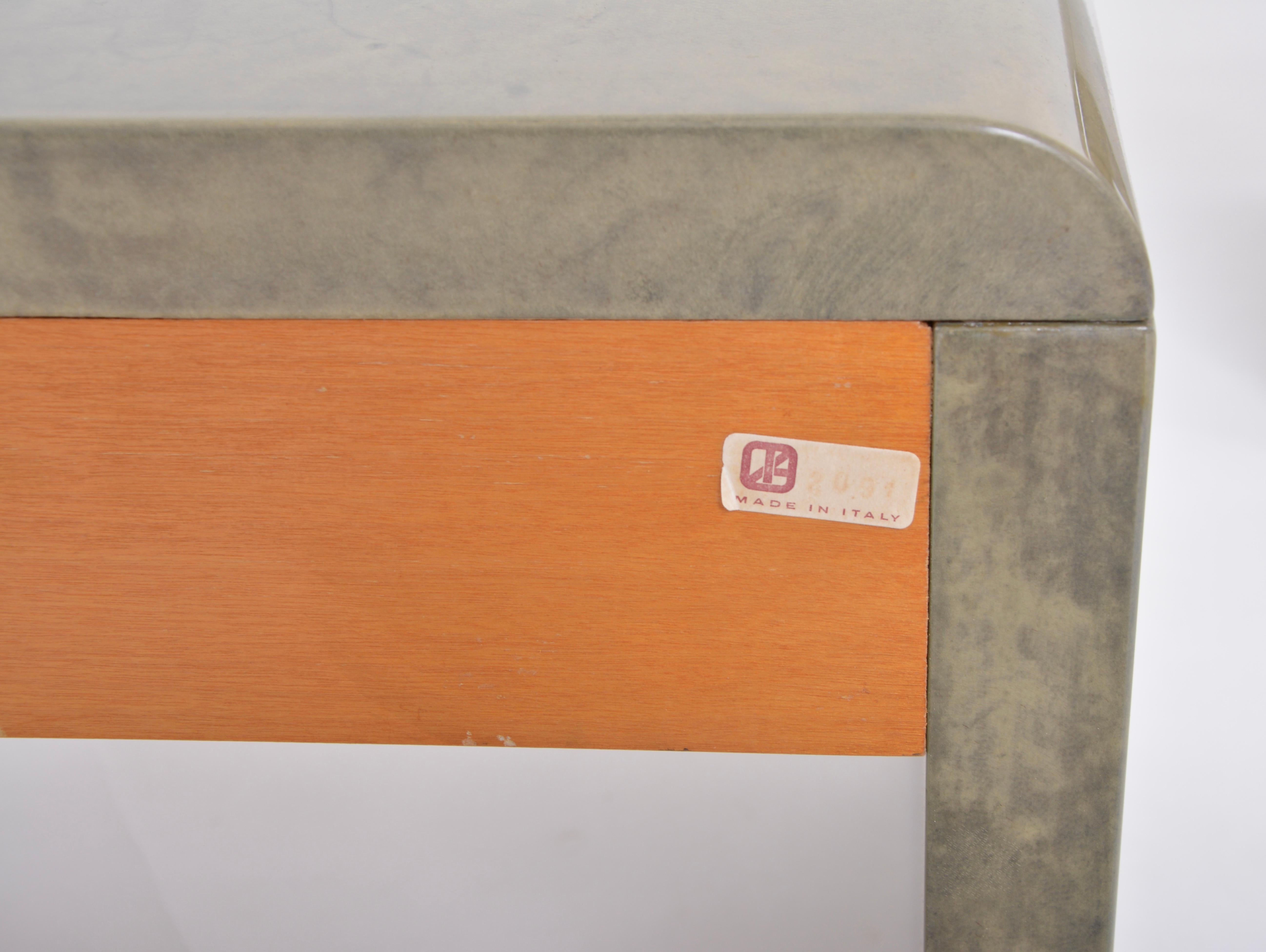 20th Century Mid-Century Modern Bedside Tables Made of Laquered Goat Skin by Aldo Tura For Sale