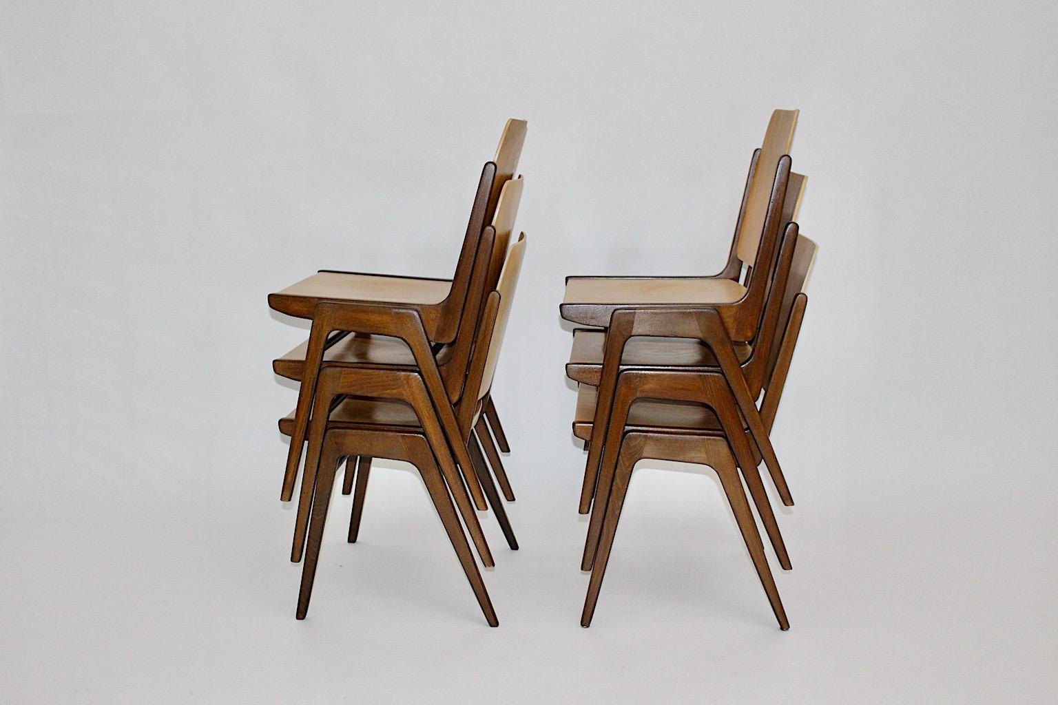 Douze chaises de salle à manger vintage en hêtre marron de style moderne du milieu du siècle dernier, Franz Schuster en vente 2