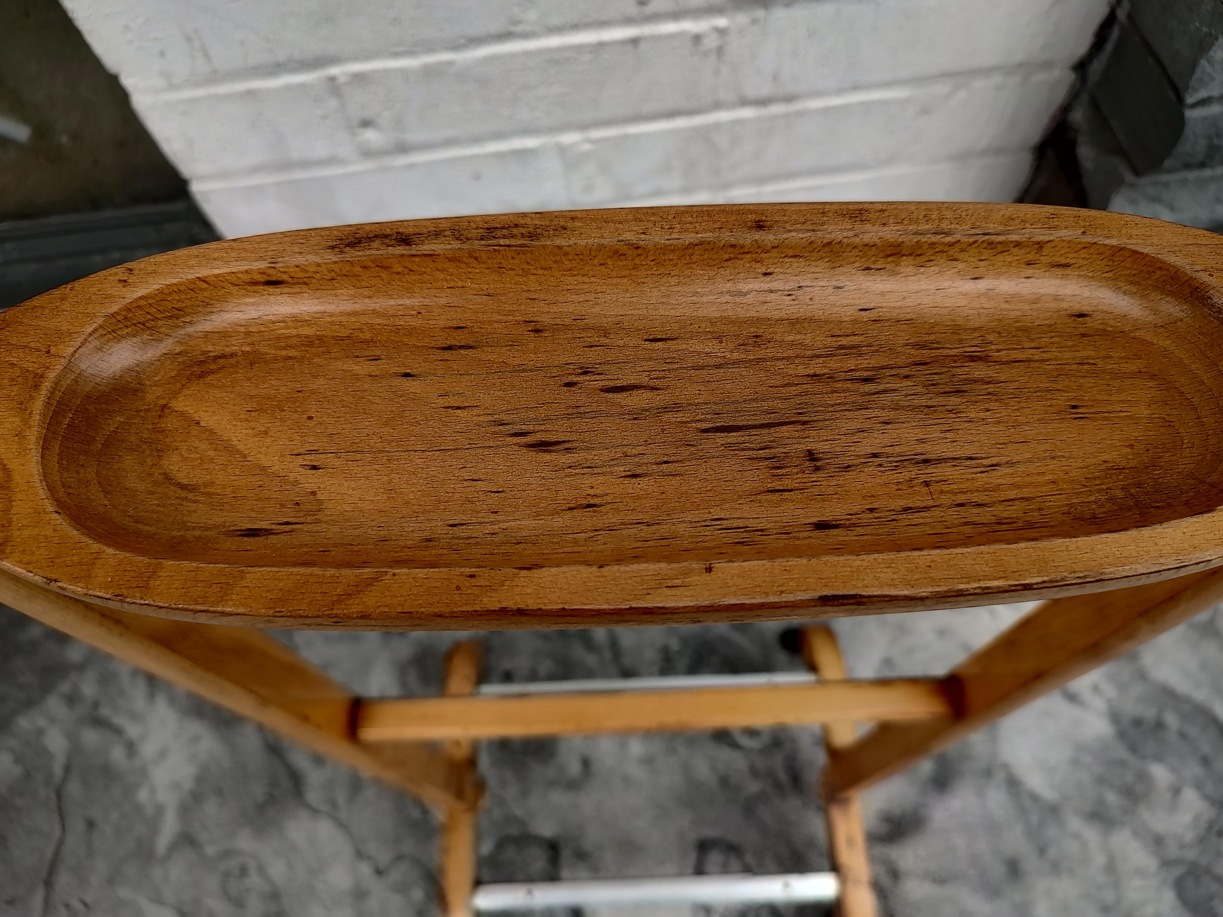 Moderne Mid-Century-Modern-Kleiderständer aus Buche, Italien (Italienisch)